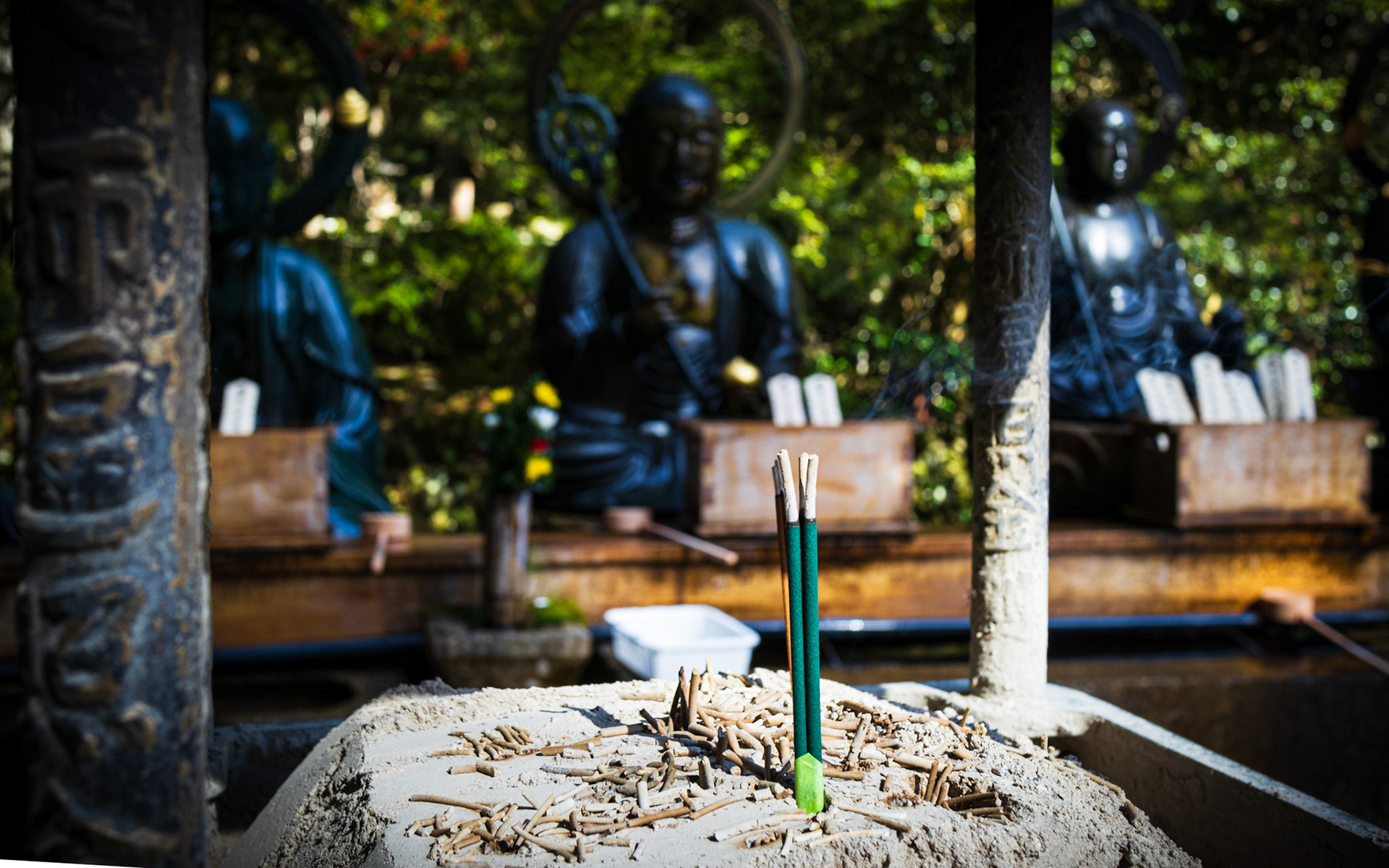 kadidelnice u Mizumikejizo, Koyasan