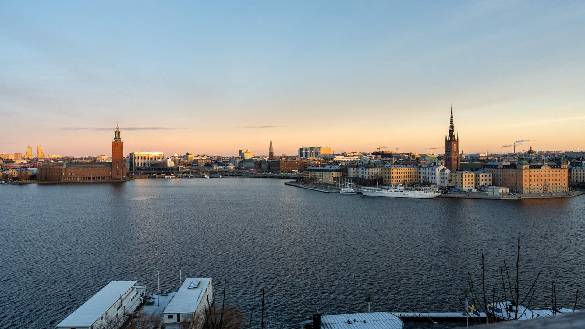 Svítání na Monteliusvägen