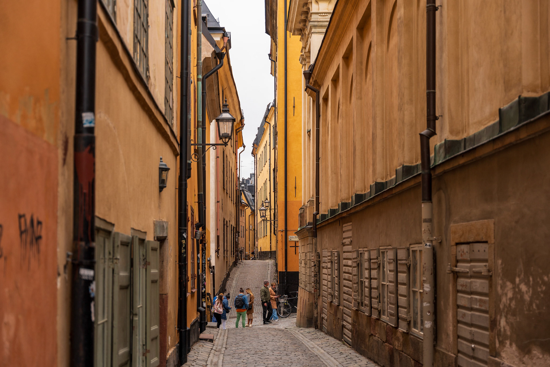 v ulicích Gamla stan