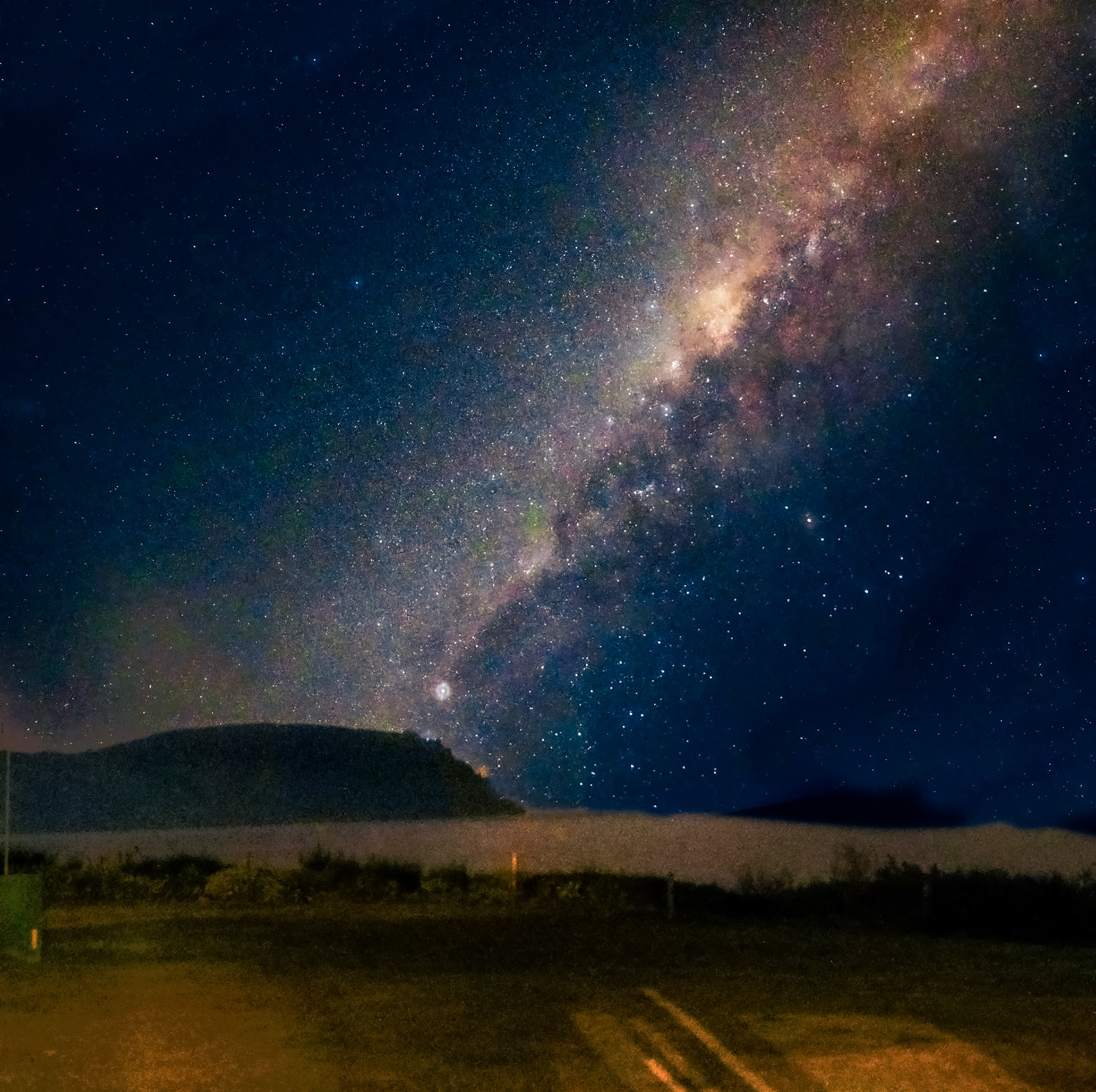 Milky Way across the lawn at Kinloch