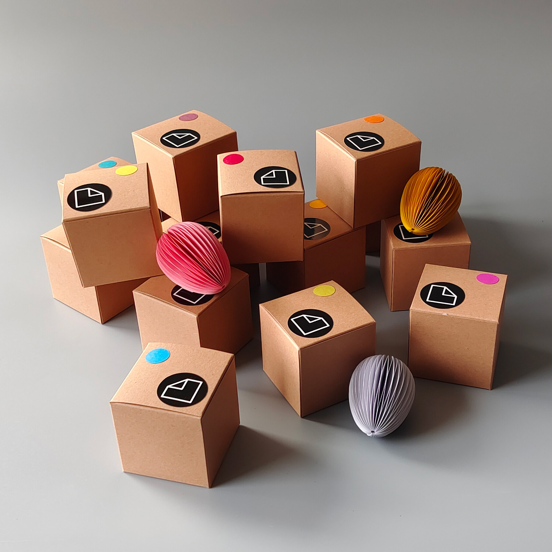 COMPANY GIFTS-BESPOKE DESIGN GIFTS
