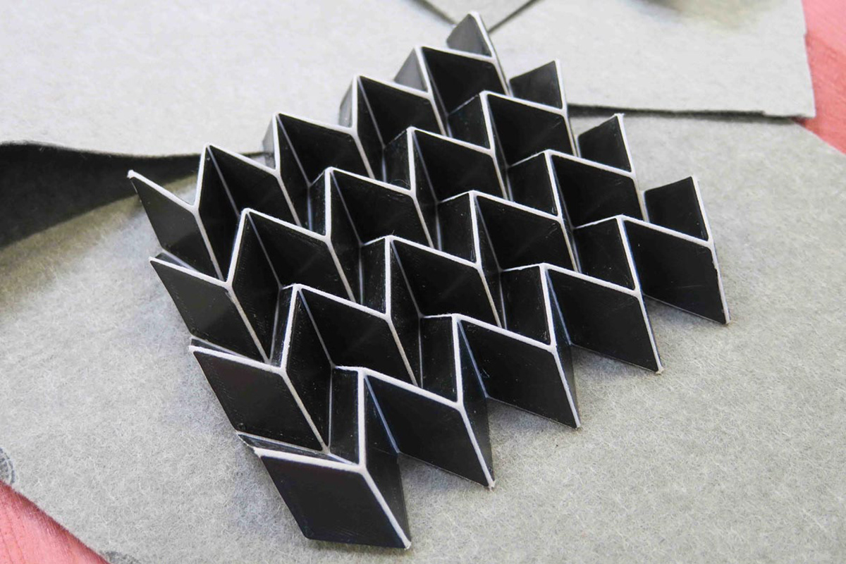 Miura Ori folding textile in combination with 3D printing at the Ars Electronica Festival in Linz.