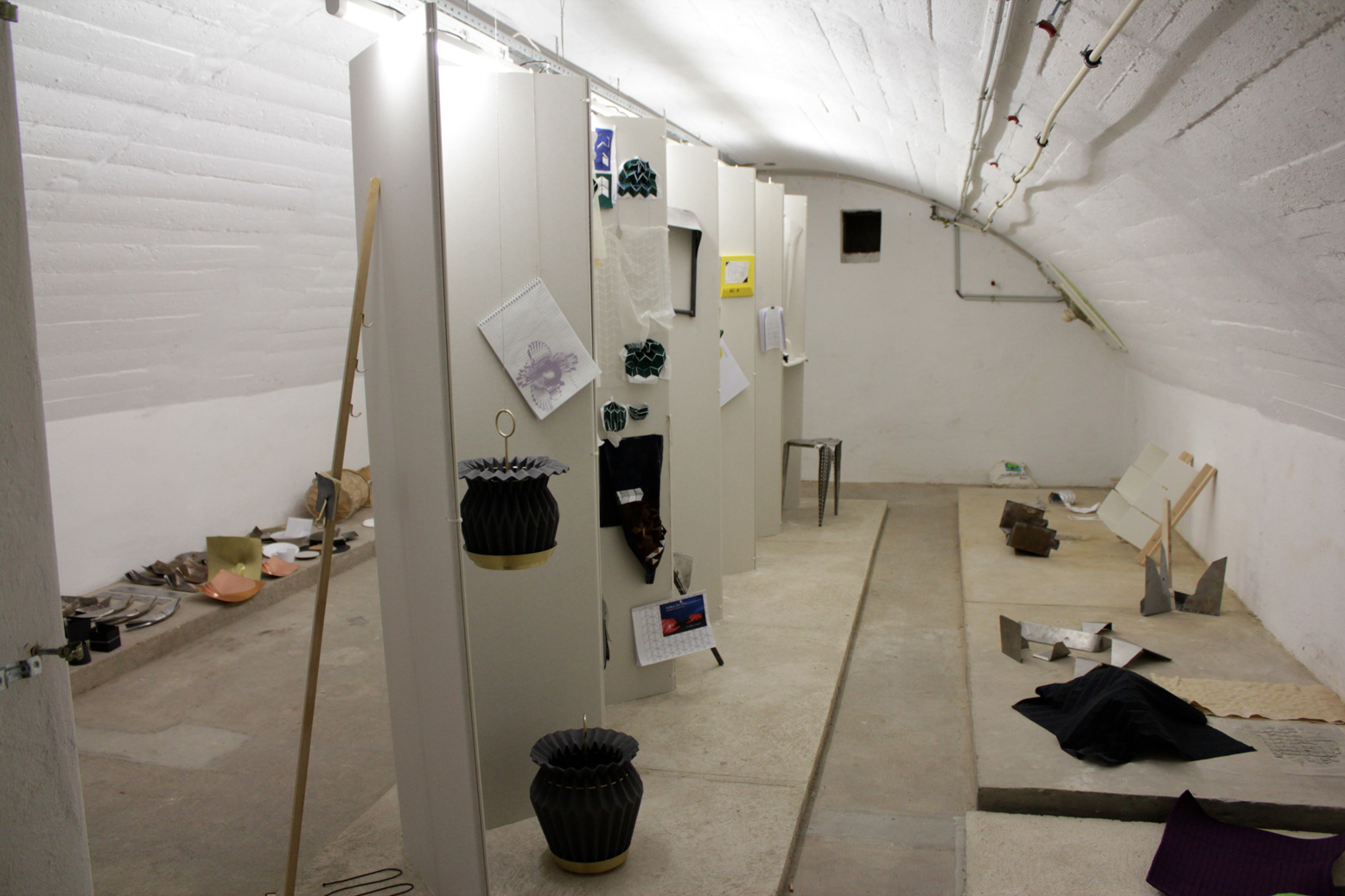 Presentation of student work on folding techniques at the end of the semester at the Bauhaus University Weimar.
