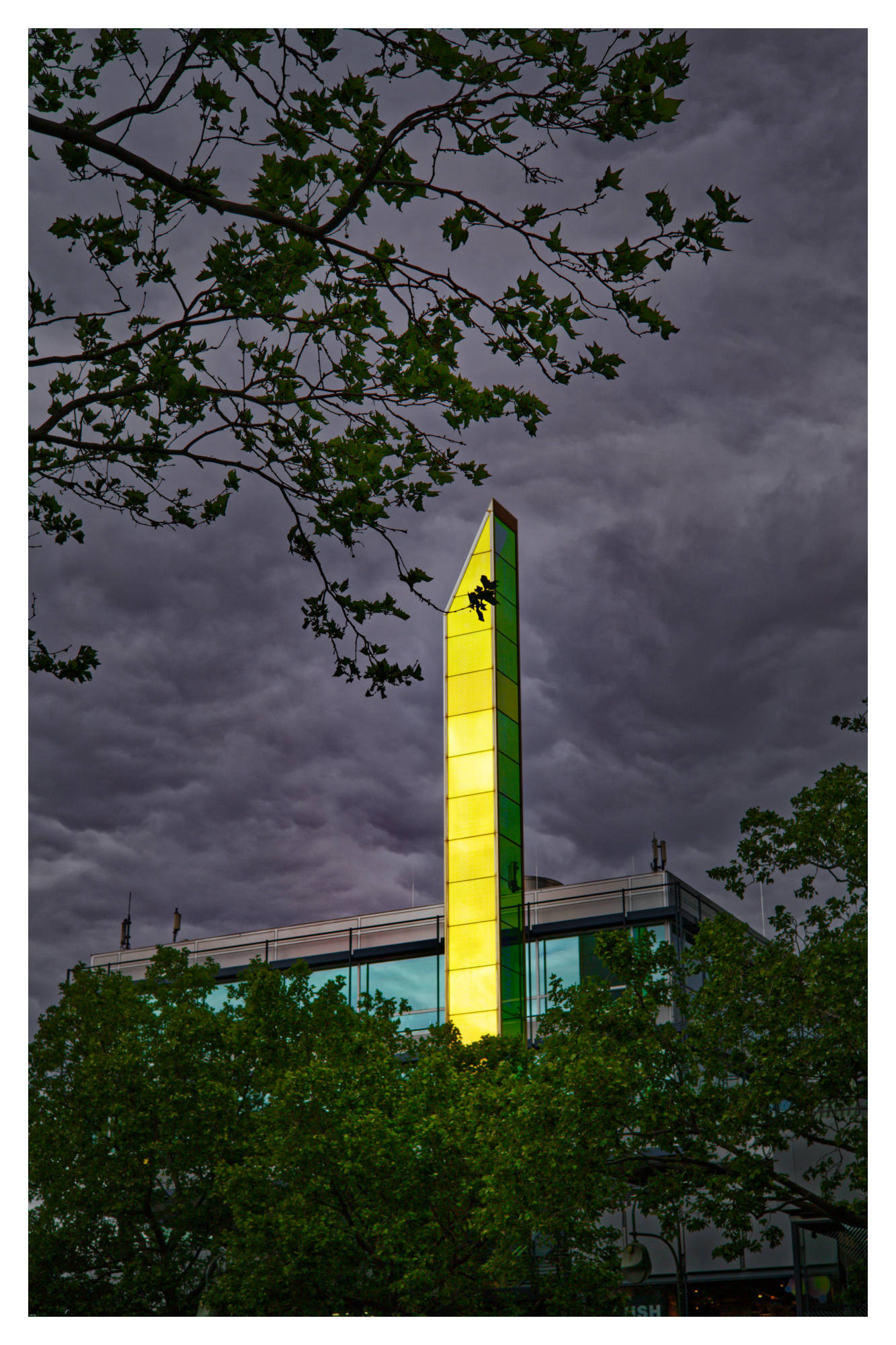 Berlin Lichtskulptur von Heinz Mack