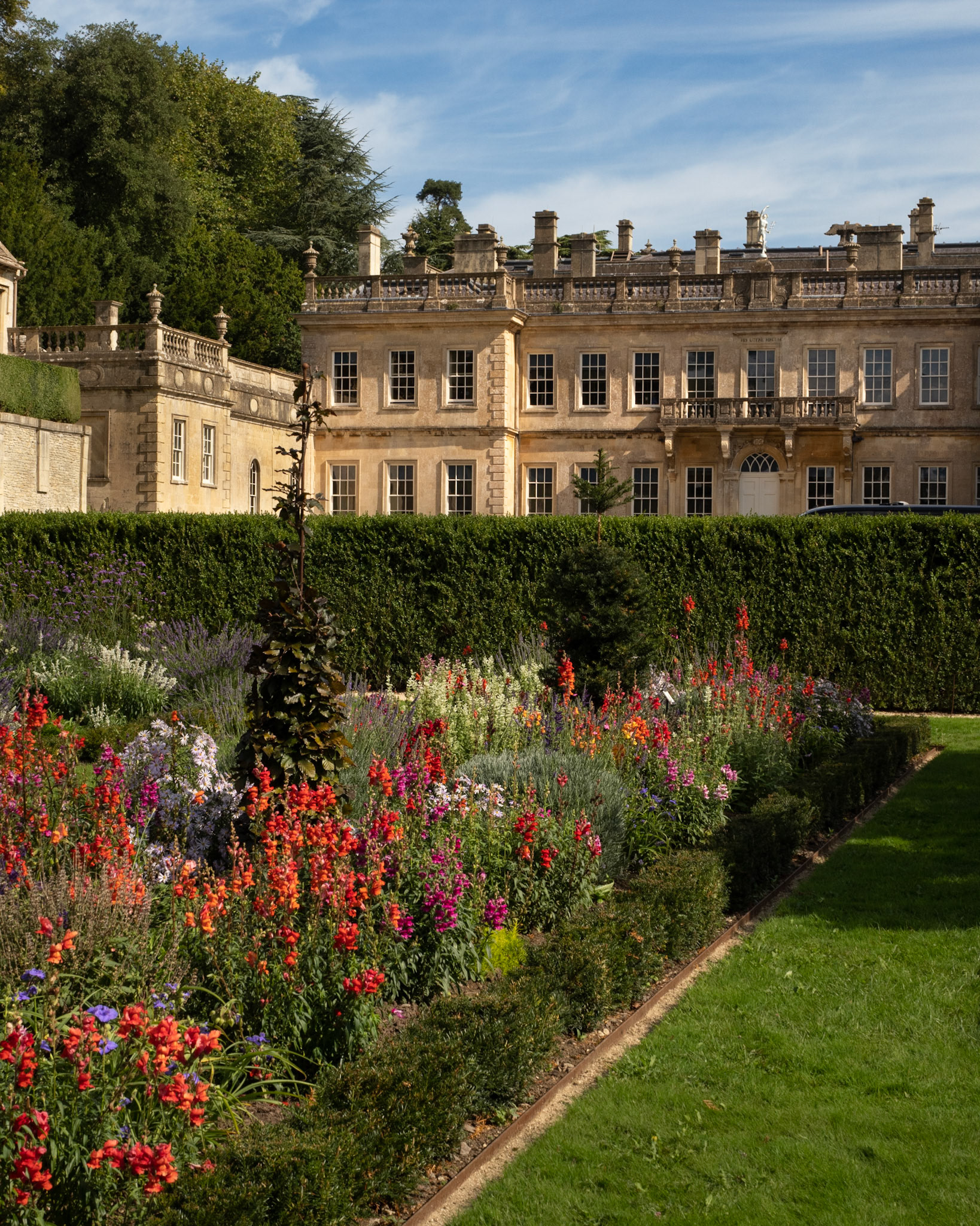 NT Dyrham Park