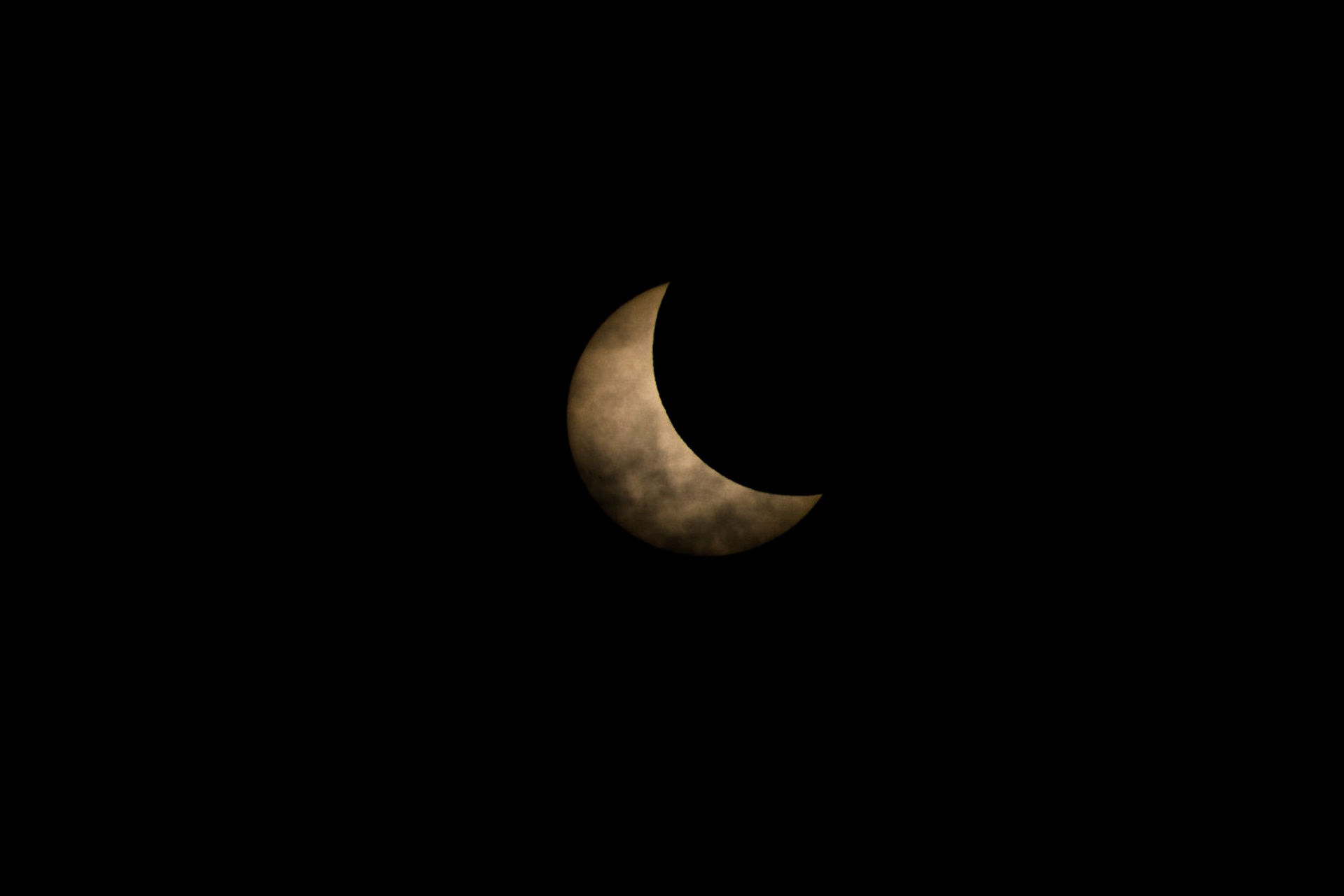 Crescent sun