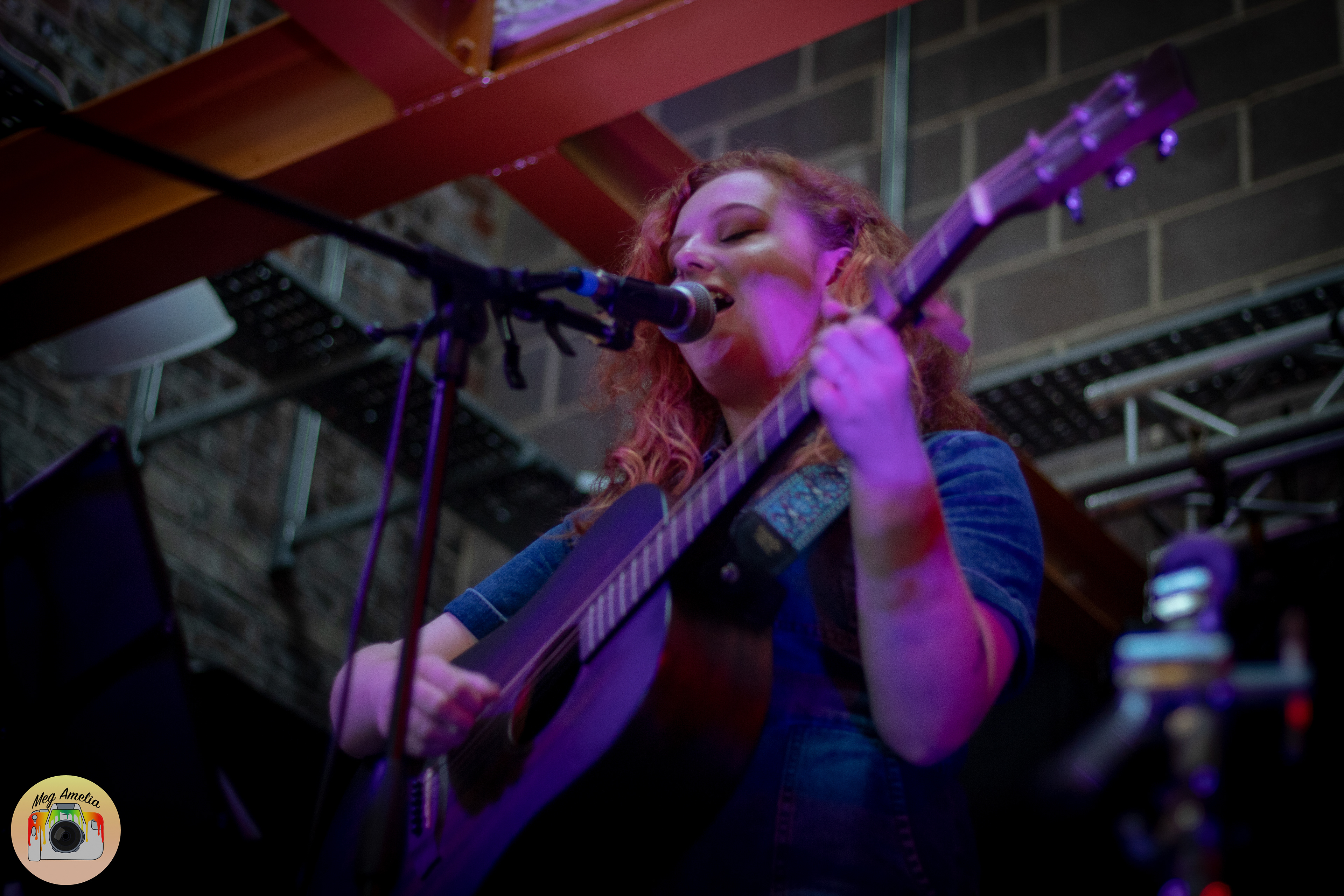 Paige Smith @ Pop Recs Sunderland