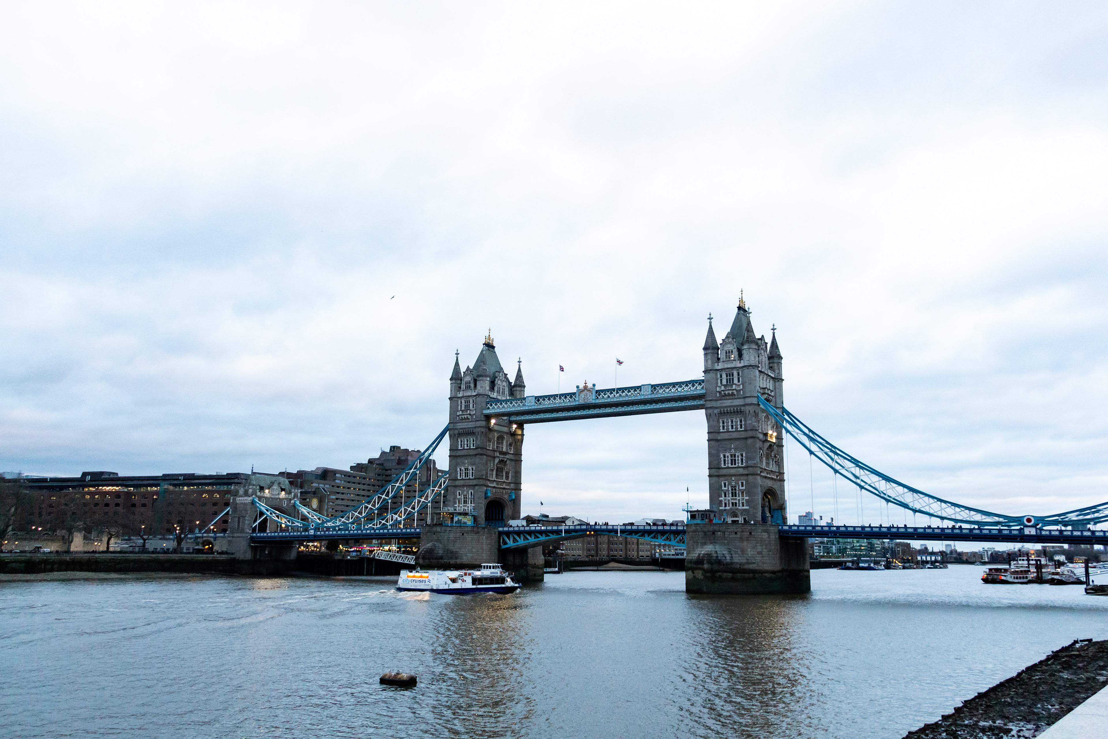 London Bridge