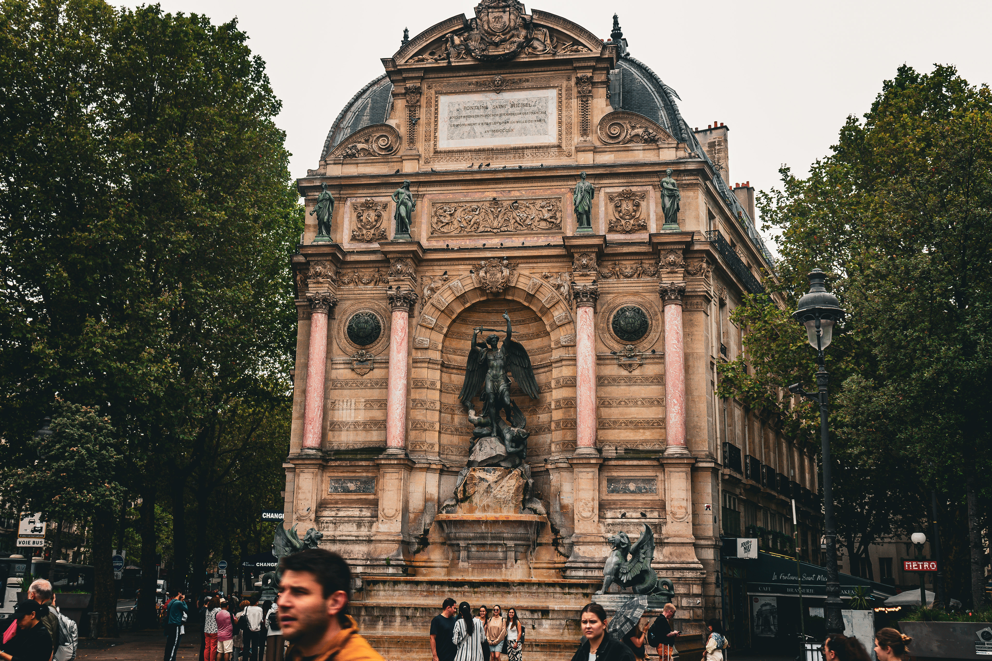 Fontaine Saint-Michel