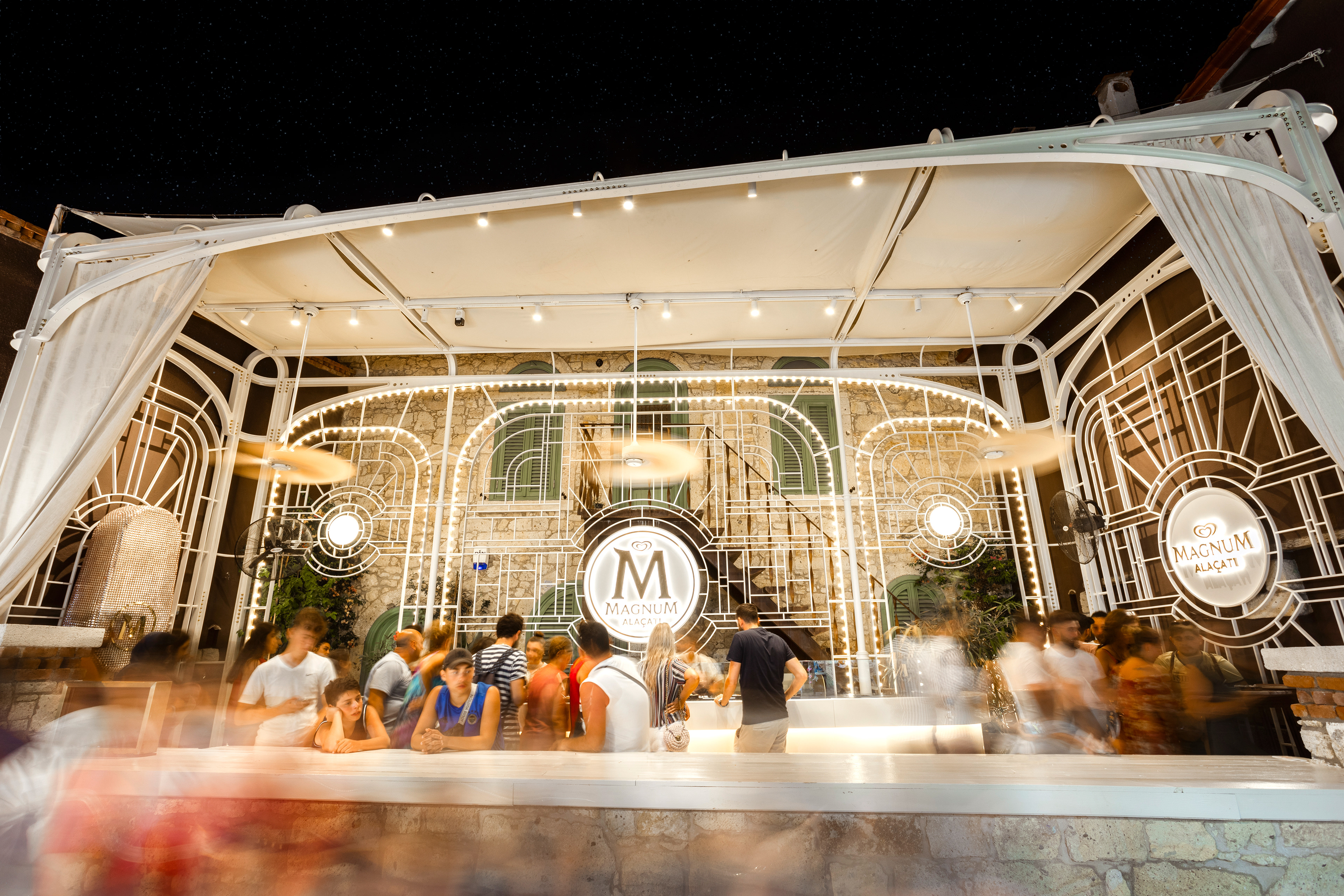 Magnum Store