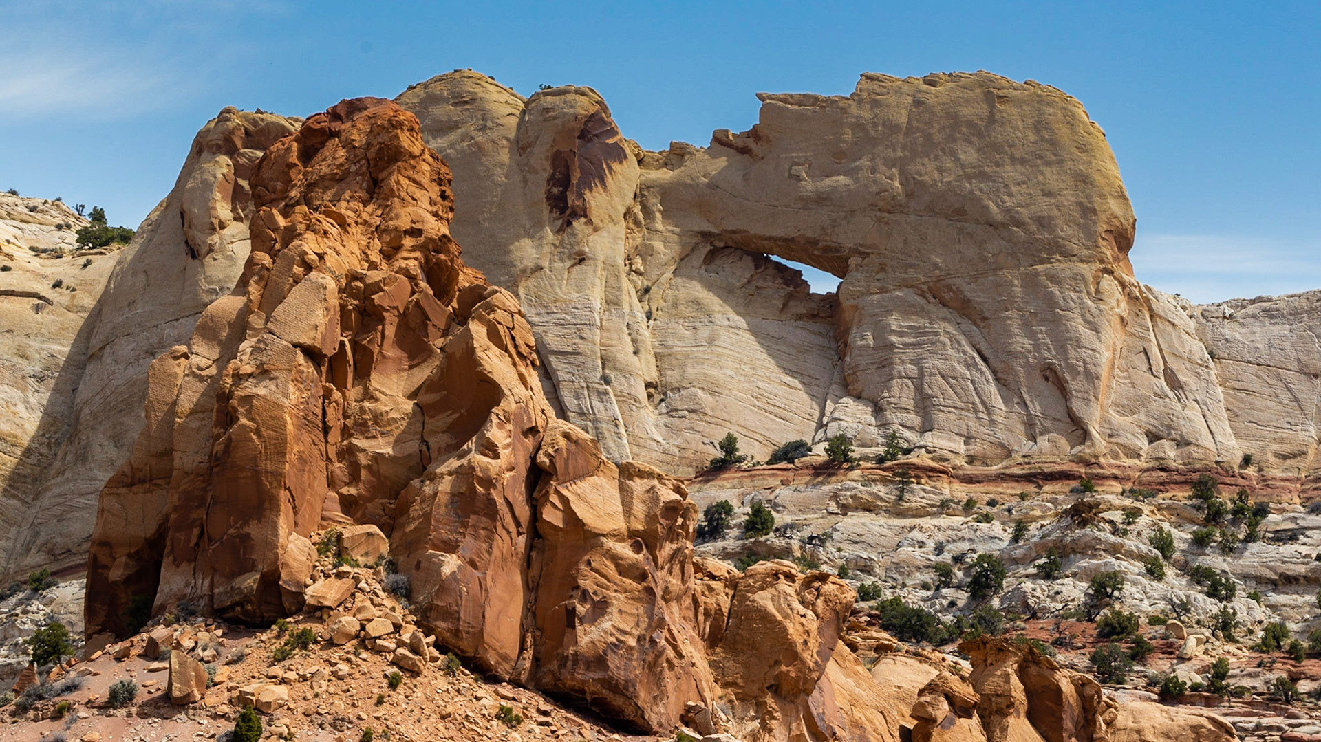 Come back in a few thousands of years, and we may have an arch to rival any in the Moab area.I can't stop seeing some animal form kissing when I look at this formation.