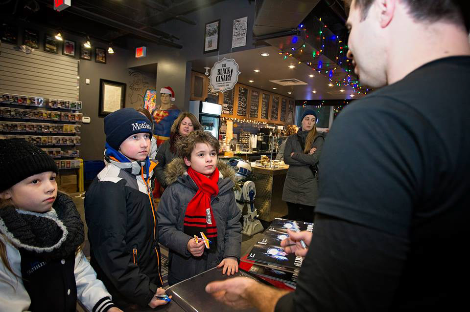 SILVER SNAIL TORONTO, BOOK SIGNING SESSION AT SILVER SNAIL