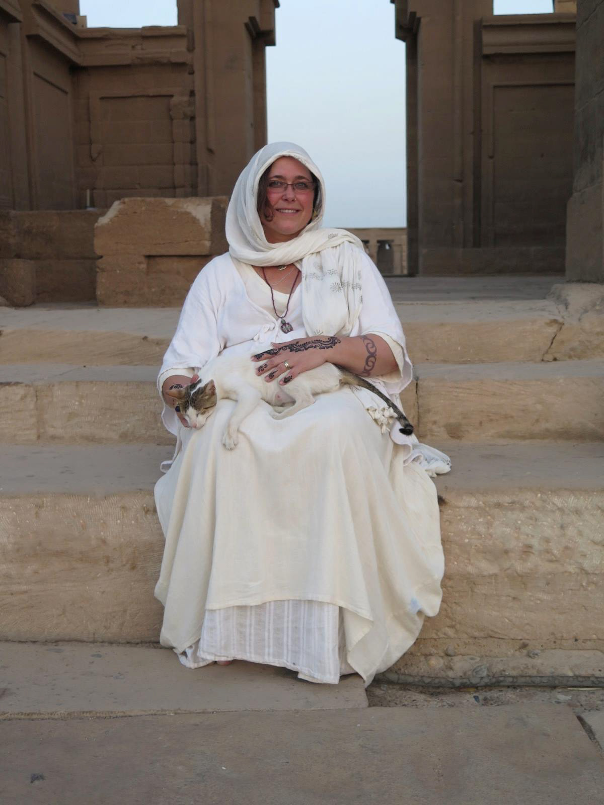 Zahra Indigo with one of the Philae Cats. Aswan, Egypt.