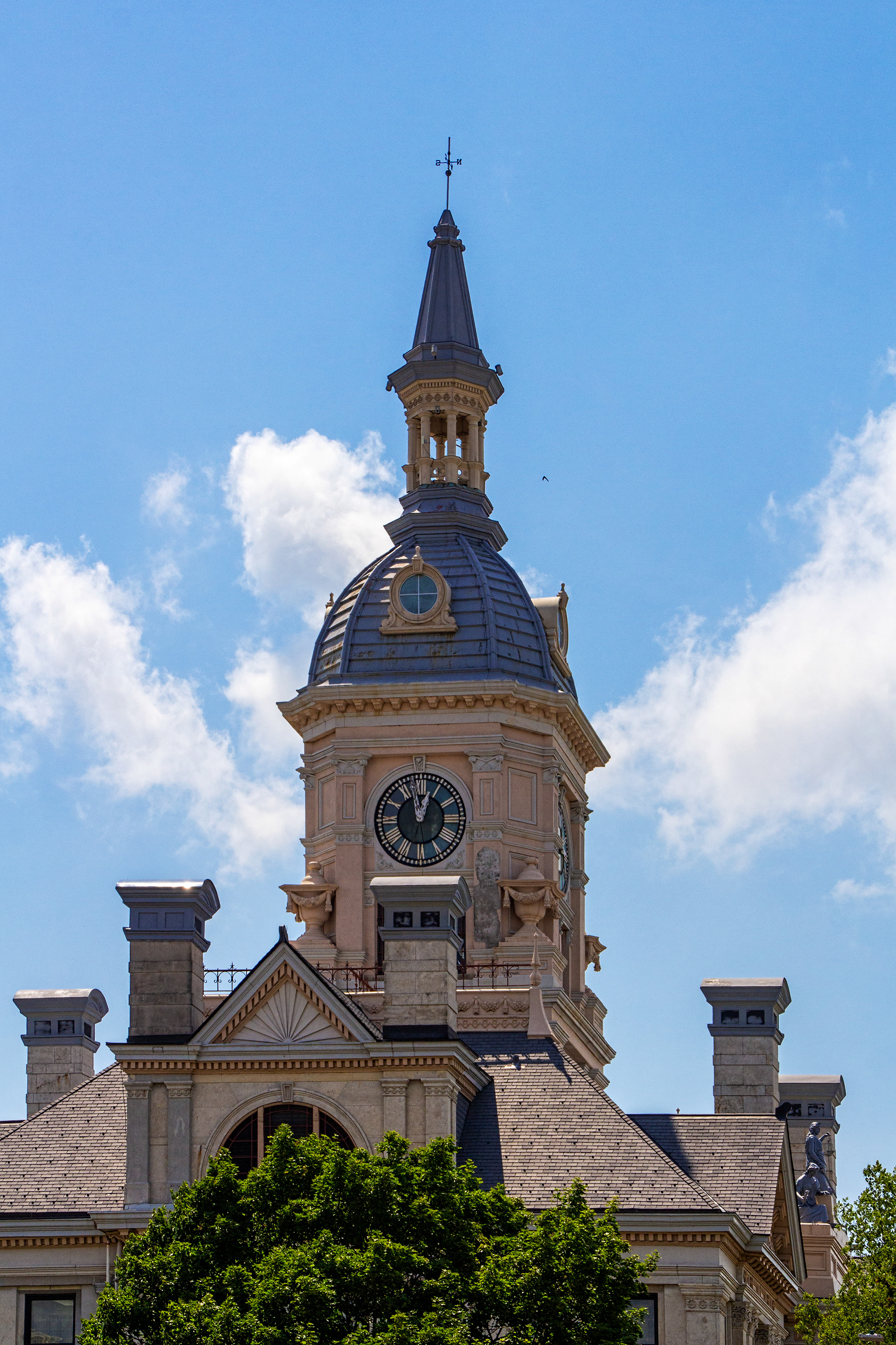 Marshalltown Tower before 2019 tornado