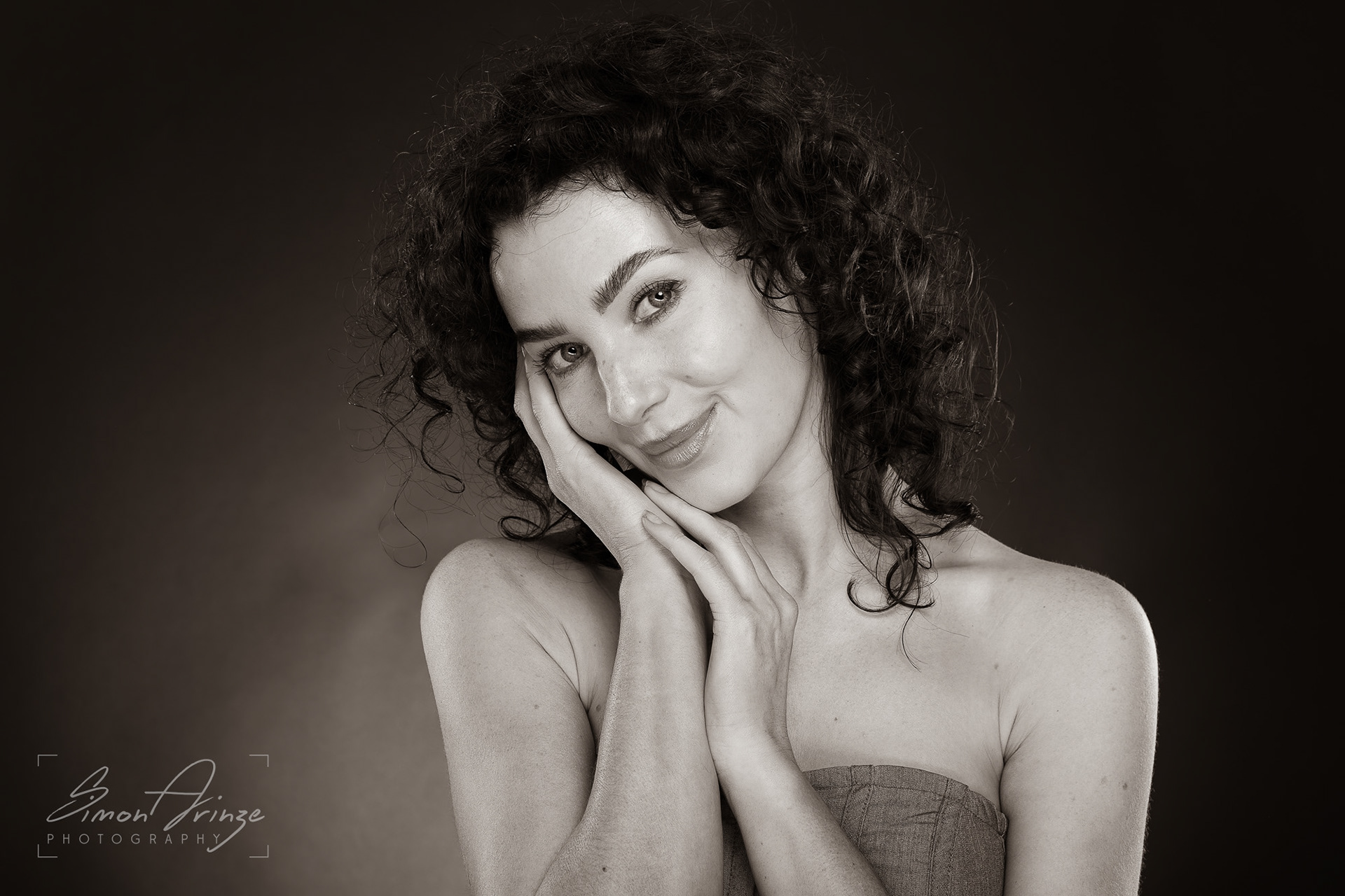 Asheligh Rae - "Advanced Lighting Workshop" - Alastair Currill Studio, Pershore - 24/01/2026 - Simon Arinze Photography