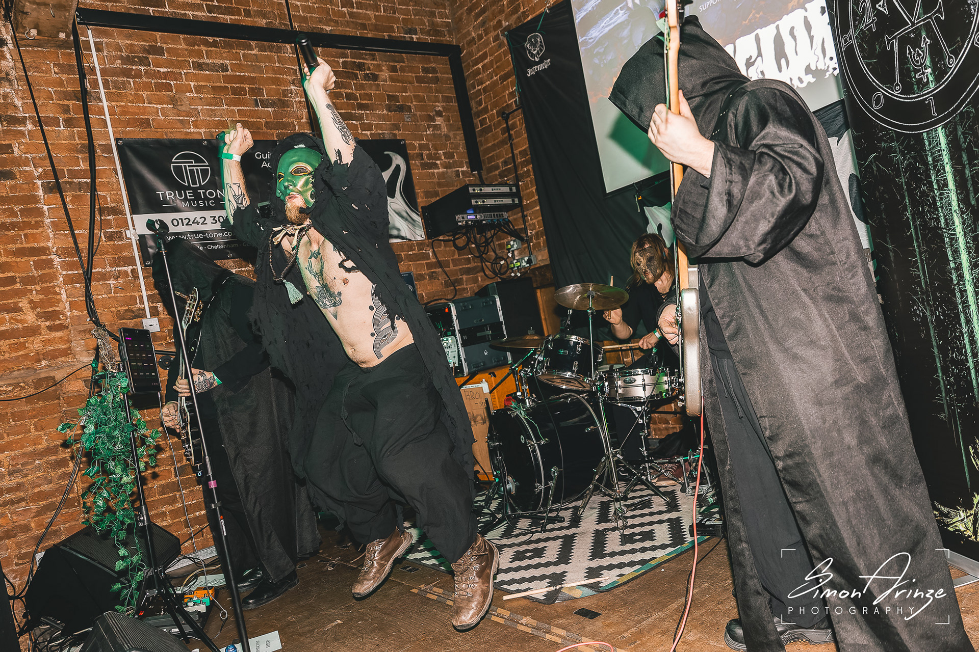 Froglord - Frog & Fiddle, Cheltenham - 14/02/2025 - Simon Arinze Photography