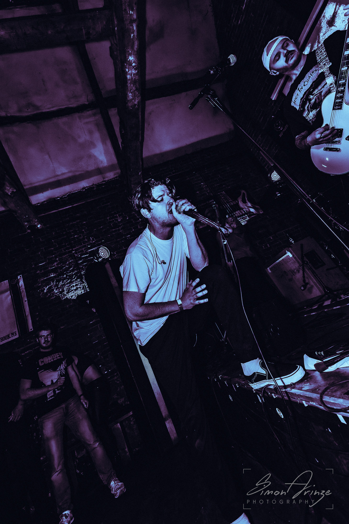 Fangs Out - Frog & Fiddle, Cheltenham - 20/02/2026 - Simon Arinze Photography