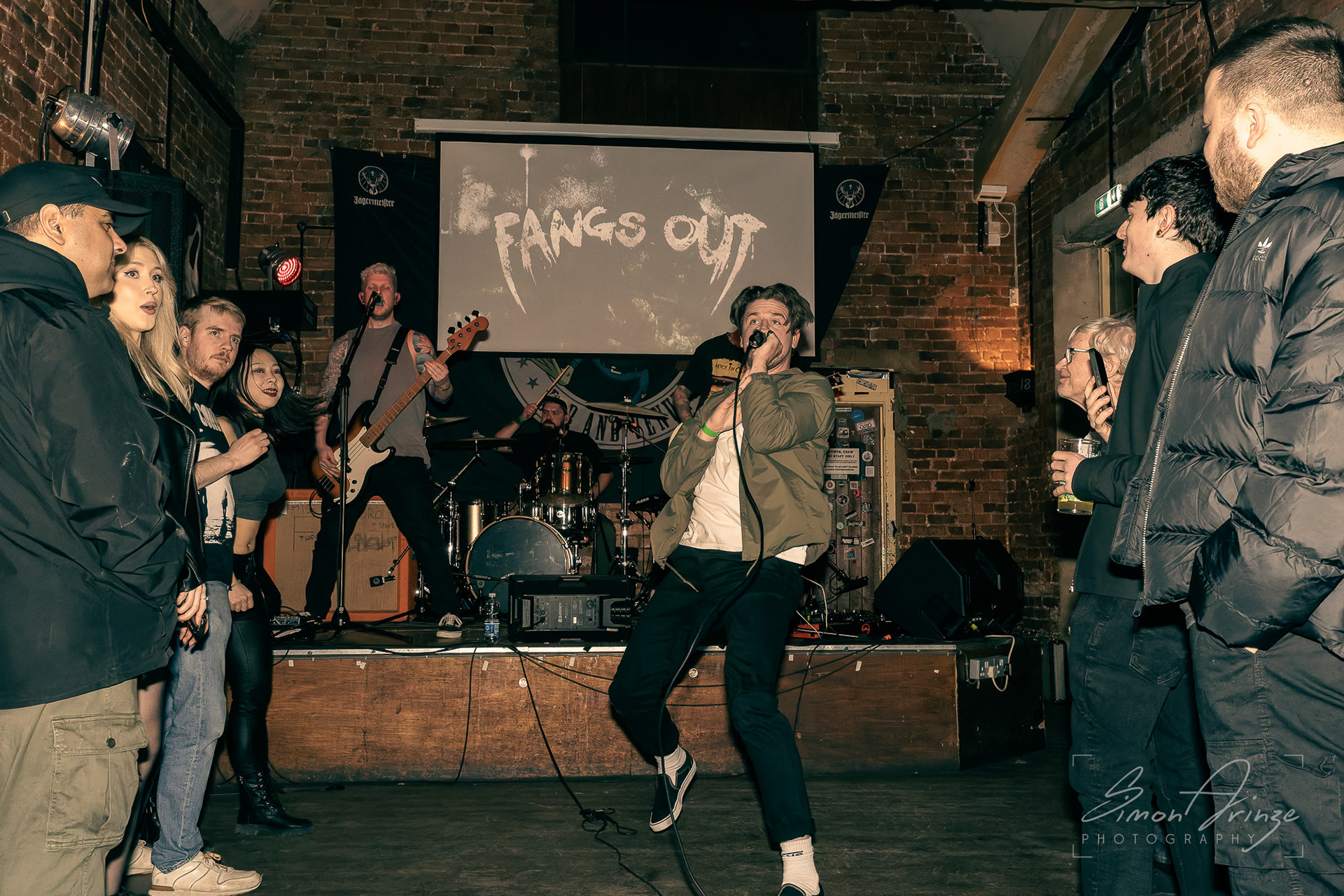 Fangs Out - Frog & Fiddle, Cheltenham - 20/02/2026 - Simon Arinze Photography