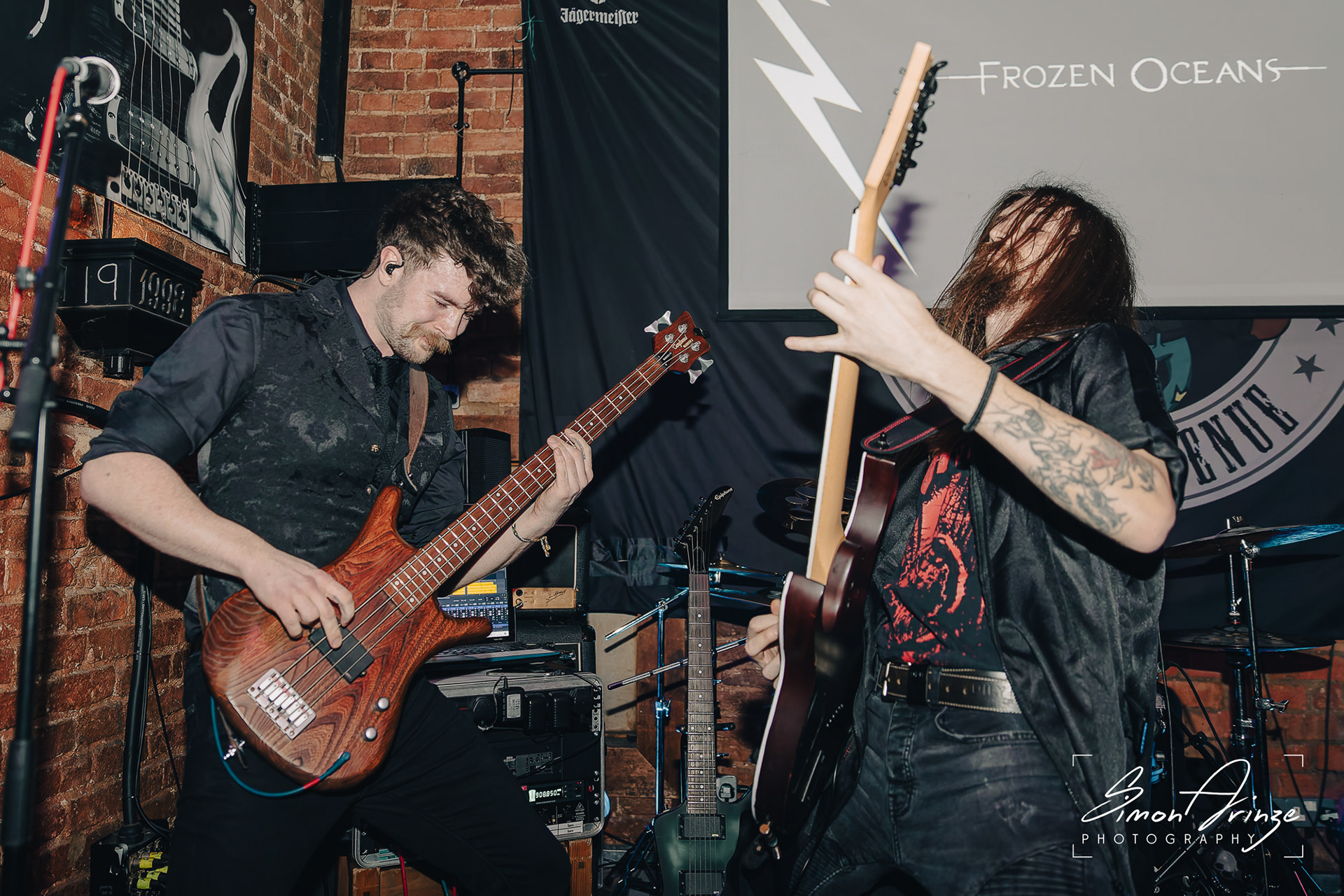 Frozen Oceans - Frog & Fiddle, Cheltenham - 24/01/2025 - Simon Arinze Photography