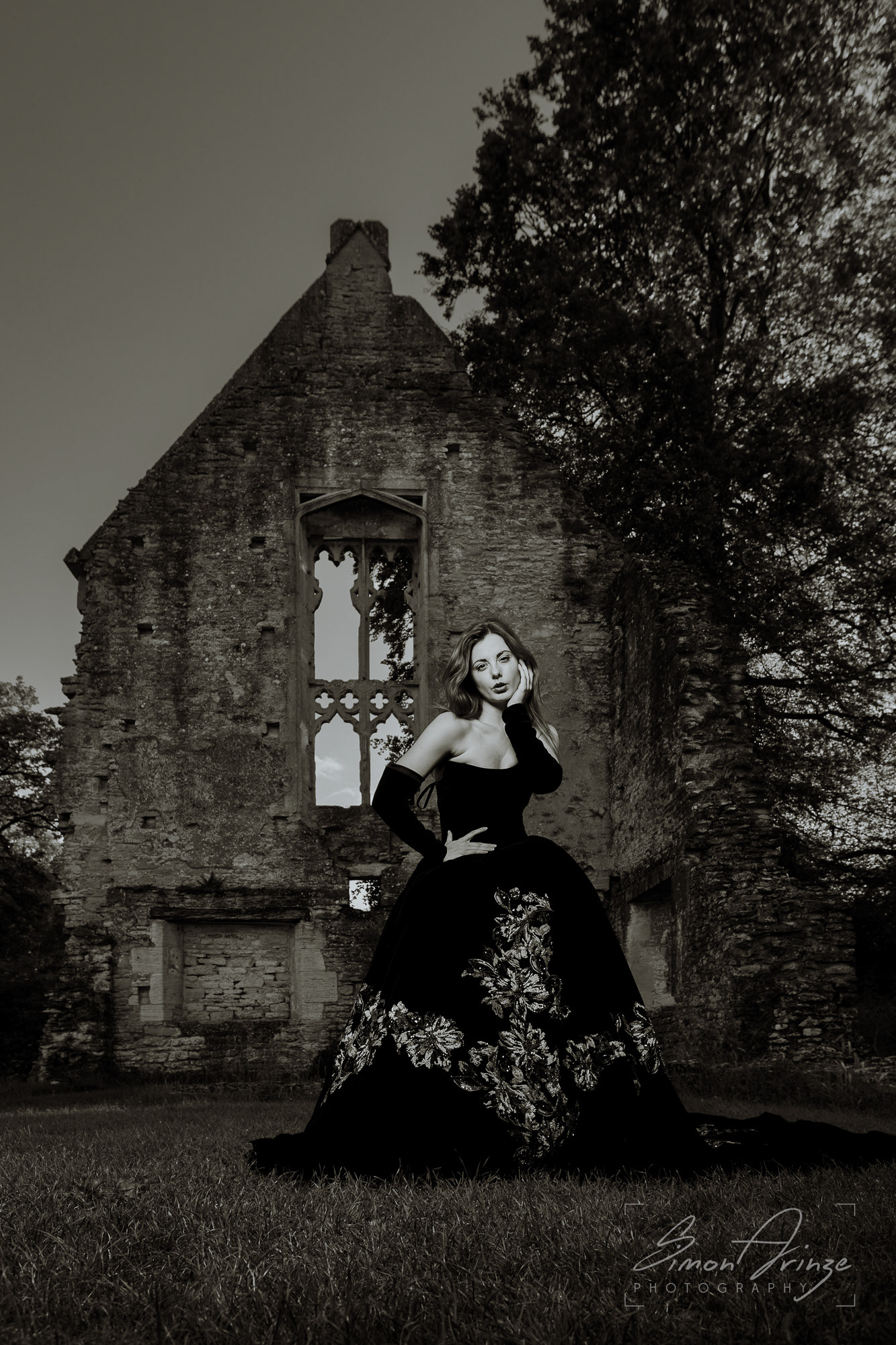 Hannah Lou - "A Midsummer Gown Affair" - Alastair Currill Group Shoot, Minster Lovell Hall - 18/06/2026 - Simon Arinze Photography