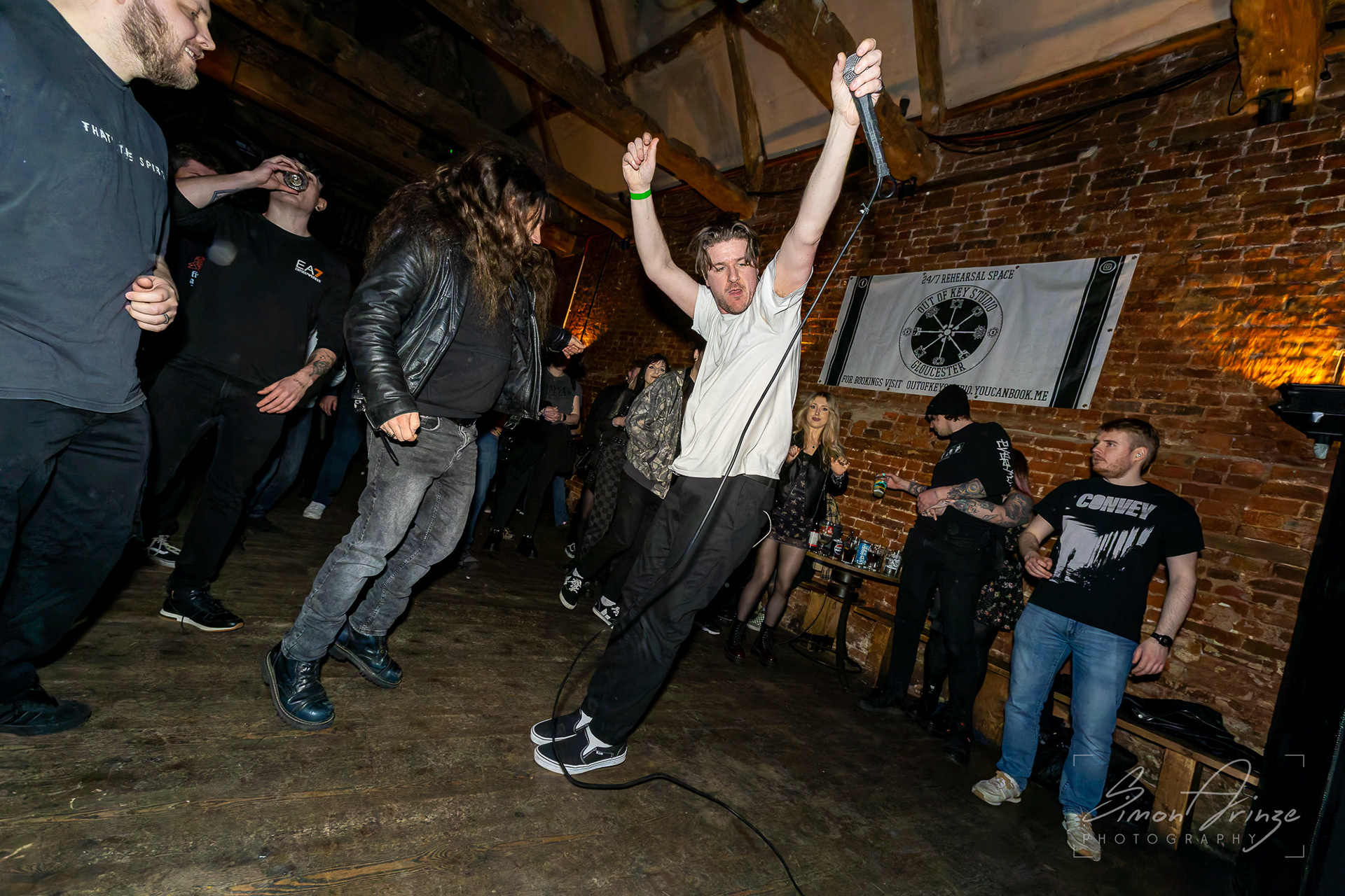 Fangs Out - Frog & Fiddle, Cheltenham - 20/02/2026 - Simon Arinze Photography