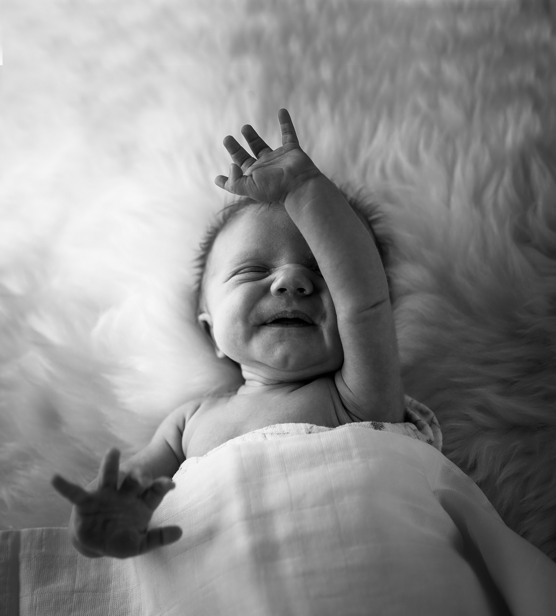 Photographer Newborn and Maternity Pregnancy in Bangkok ,Capture the feeling Photo shoot Natural light Photography Lifestyle Location Bangkok,Thailand. Photographer by Mansri Monkaew