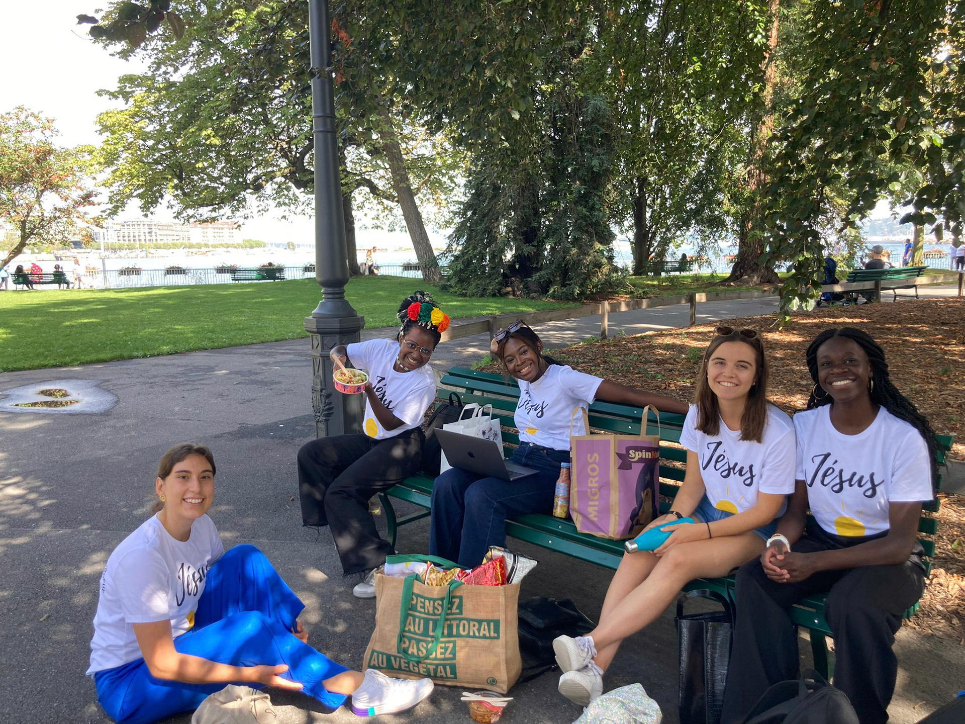 Avec des amies nous nous sommes lancées dans un projet de flashmob pour faire bouger la ville de Genève