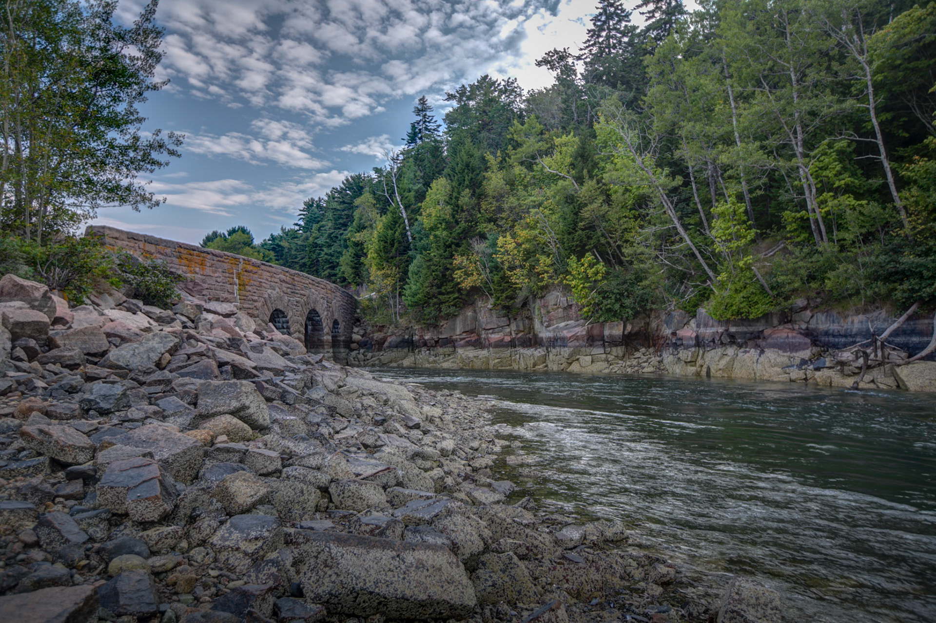 Carriage Bridge at Low Tide - 1717