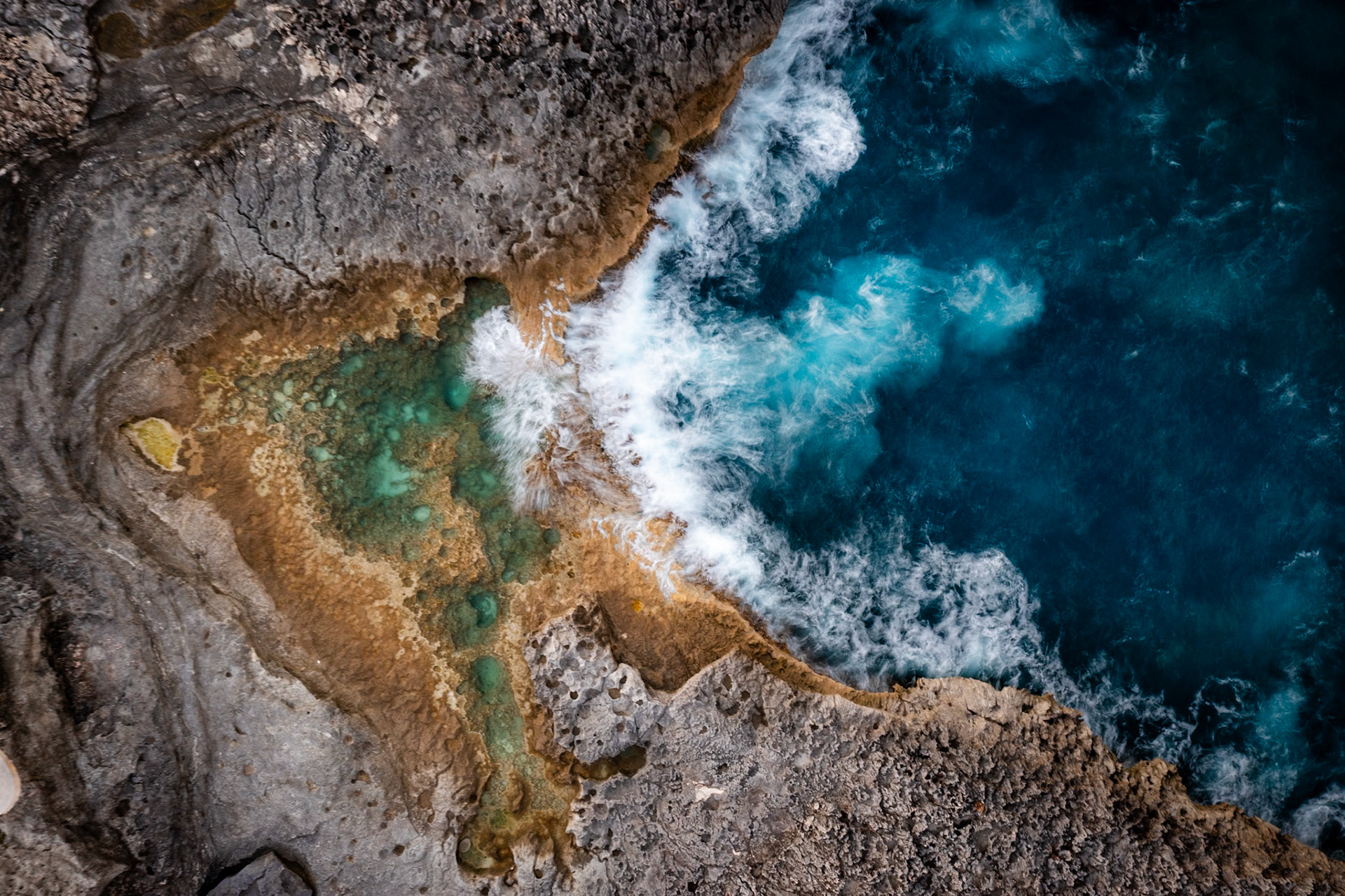 Hole and Foam - 0674