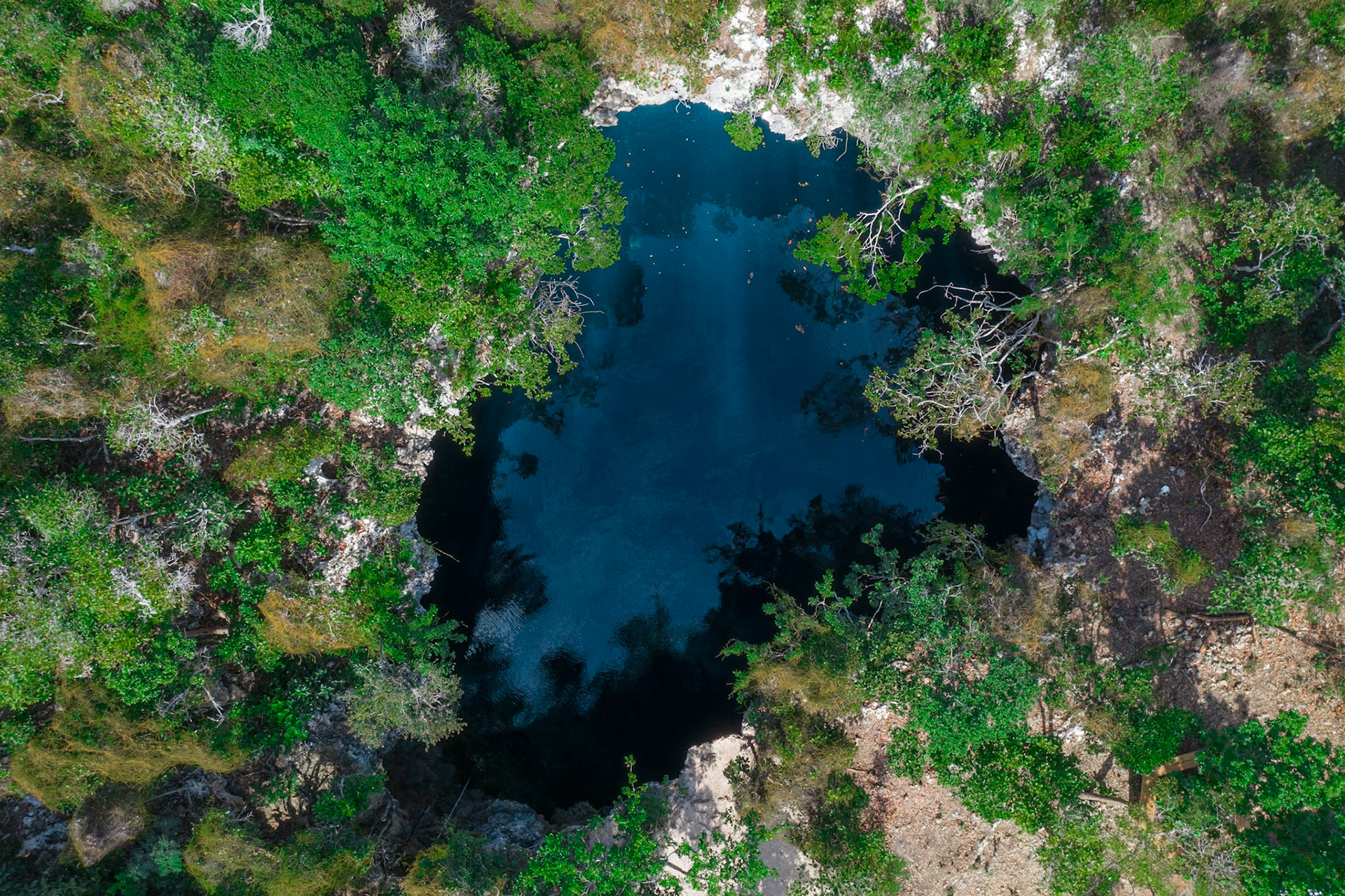 The Hole from Above - 0968