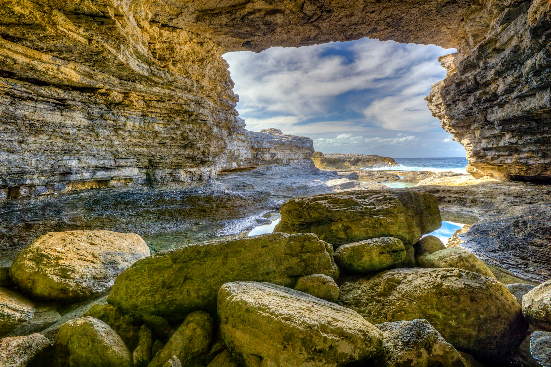 Queens Cave - 312