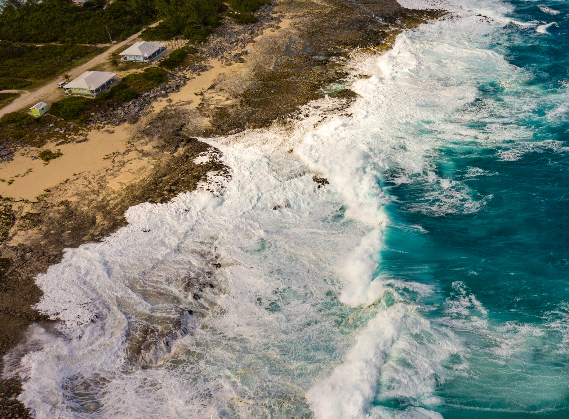 SL057 -Eleuthera shoreline, Atlantic, harbor and bank.