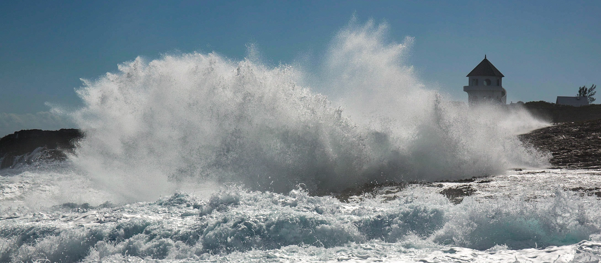 OT221- Ocean Tally is North Eleuthera’s choicest boutique retreat, at the heart of all there is to experience on Eleuthera, but just remote enough to really get away from it all.