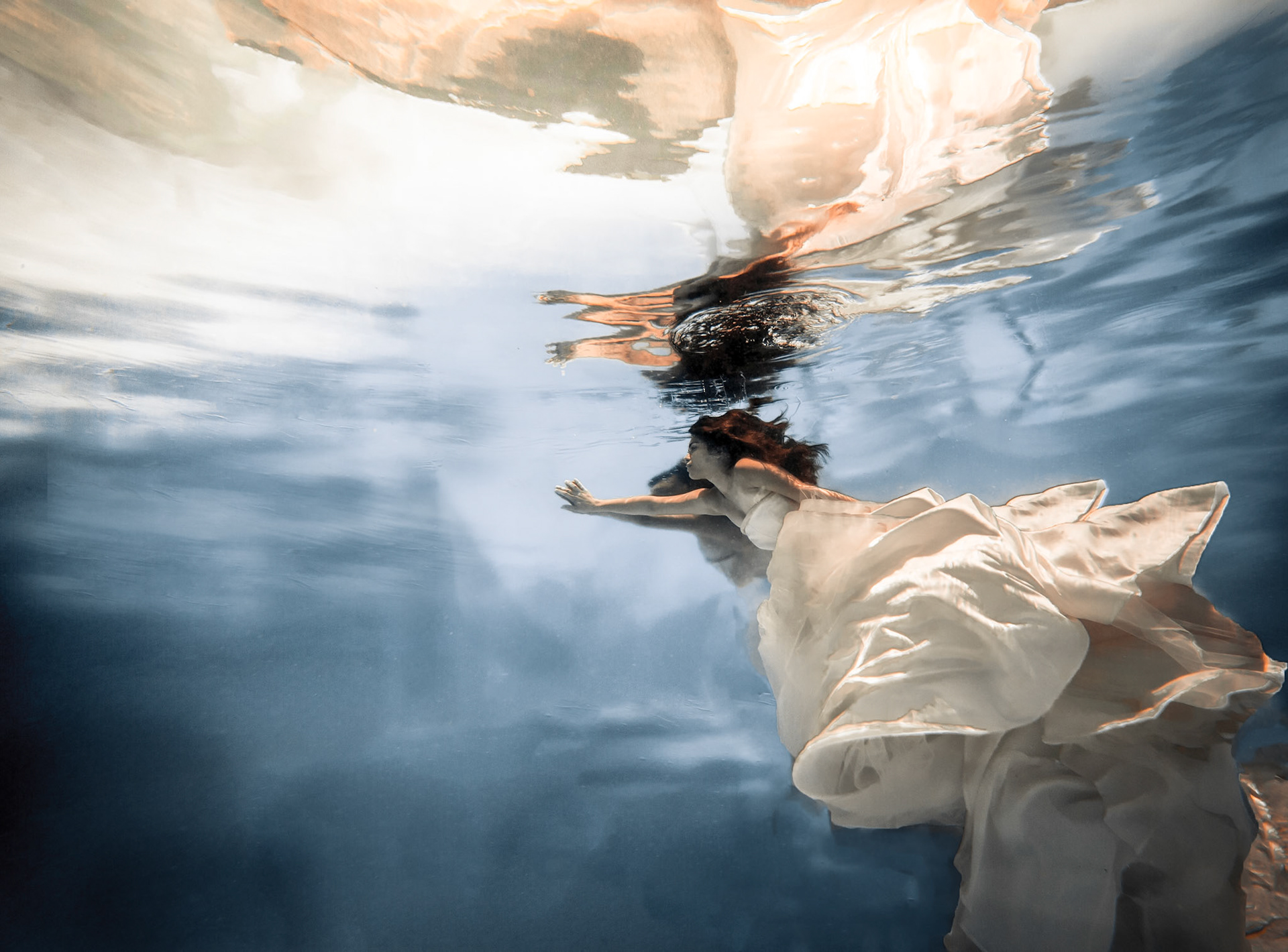Drifting in White - 5172