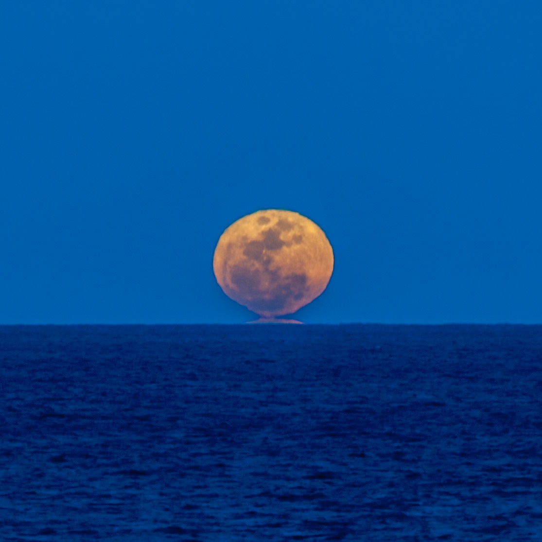 Moon Rise Over Atlantic -9022