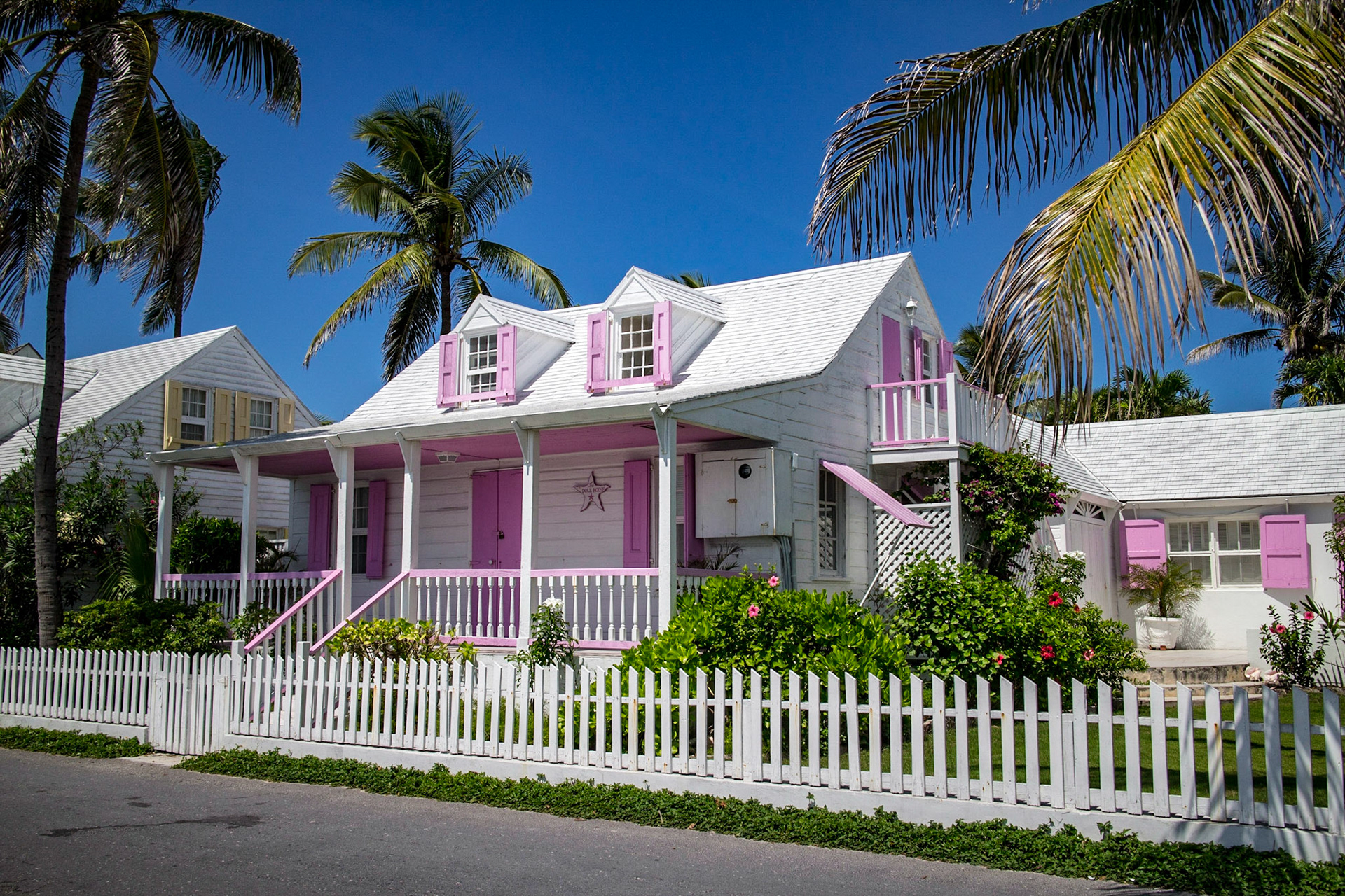 Pink Cottage - 094