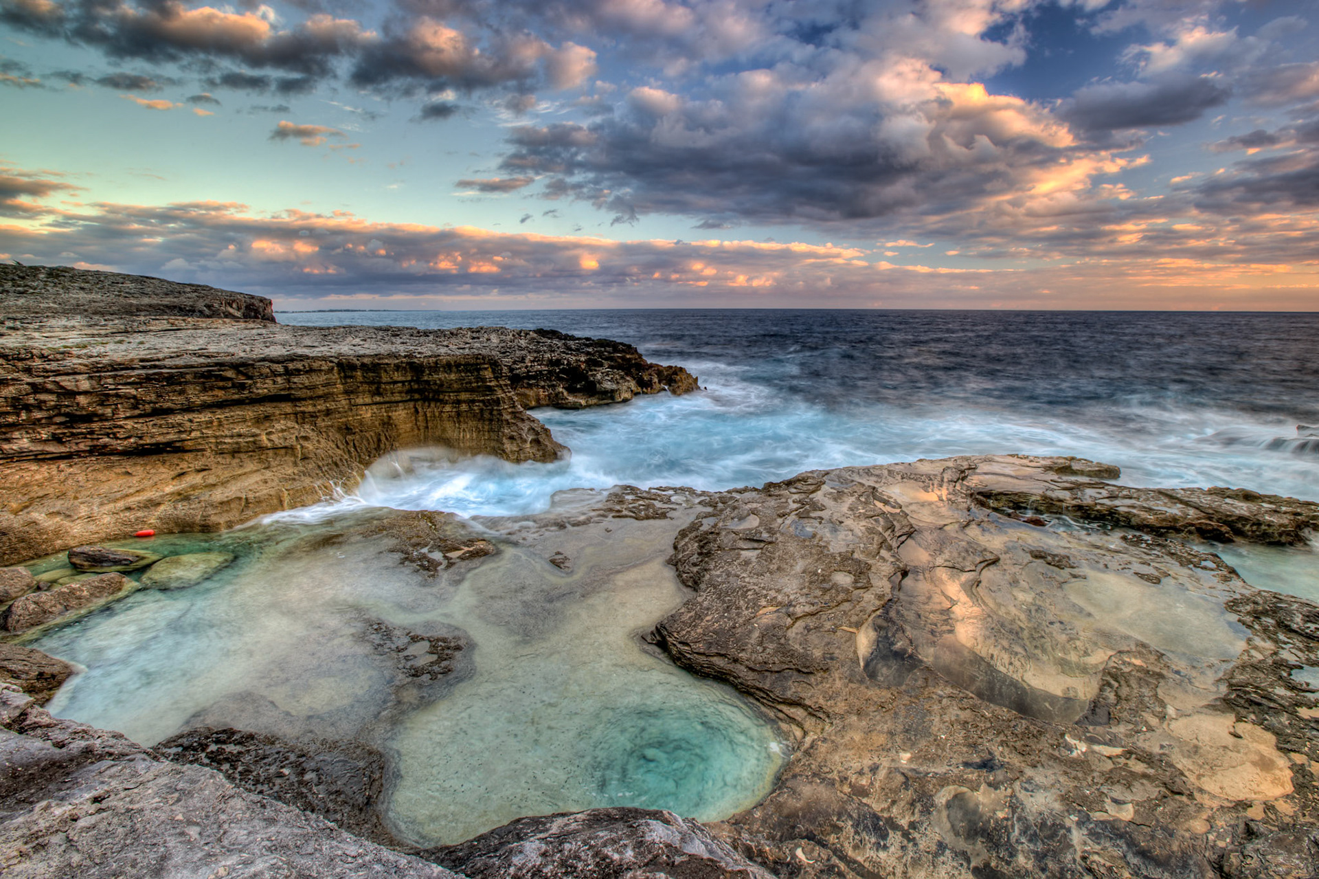 Pool at the Edge 321