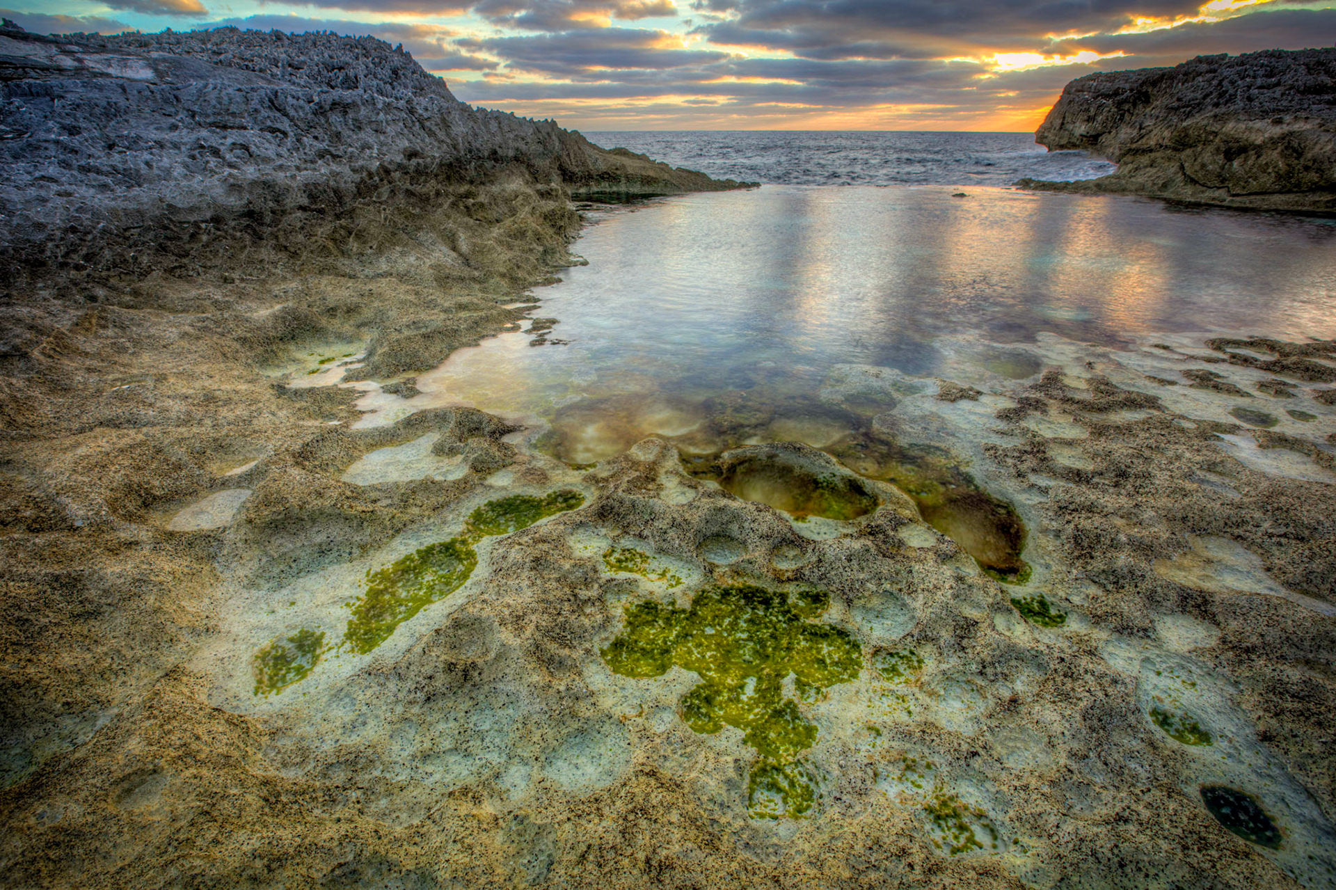 OT214- Ocean Tally is North Eleuthera’s choicest boutique retreat, at the heart of all there is to experience on Eleuthera, but just remote enough to really get away from it all.