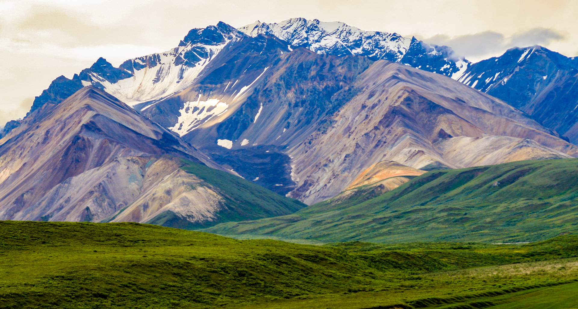 Polychrome Peaks in Soft Light - 2234