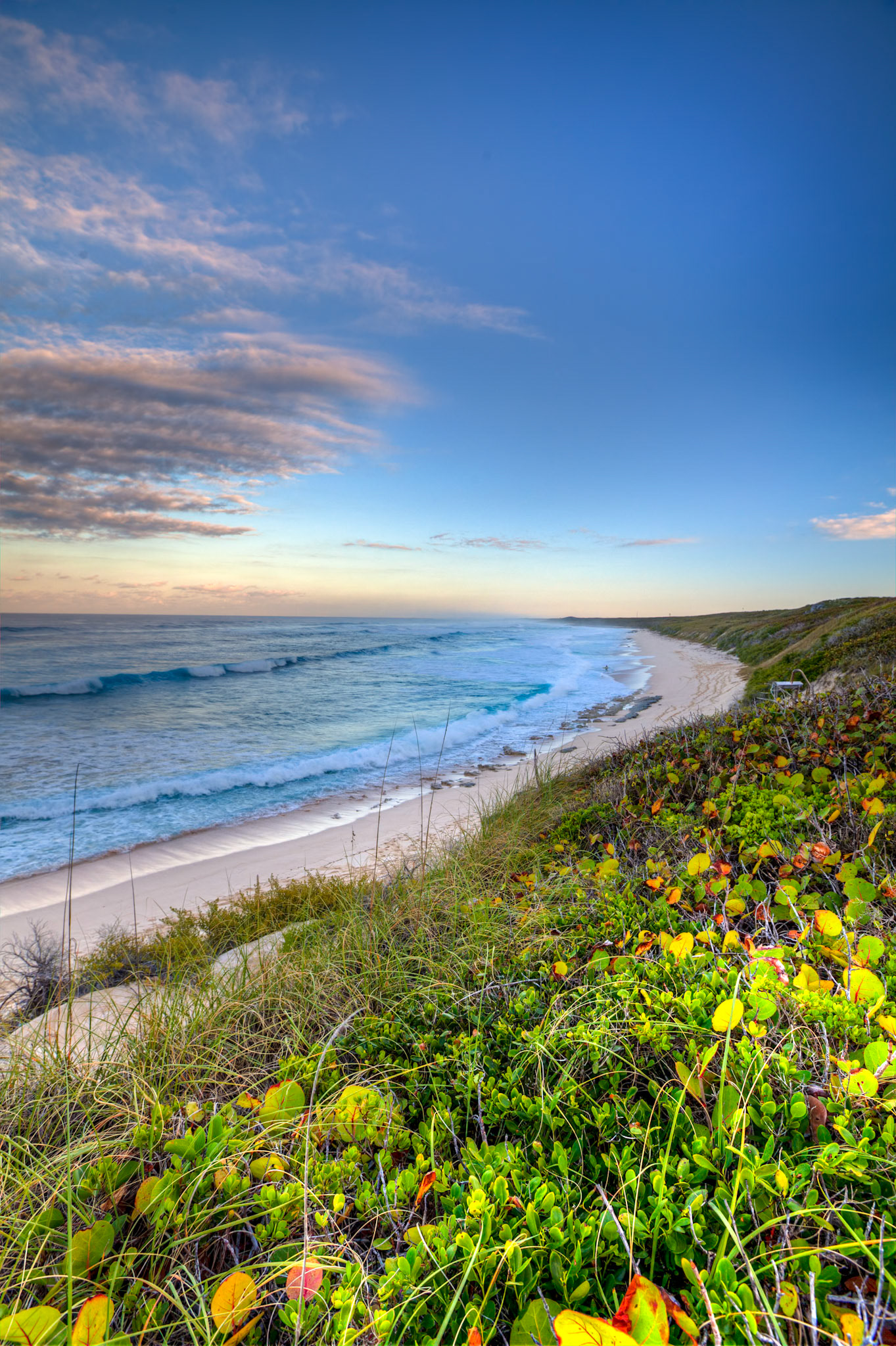 SB379 -Surfers Beach is the most widely known surf break in the BAHAMAS. Surfers Beach is located 2 1/2 miles south of Gregory Town.