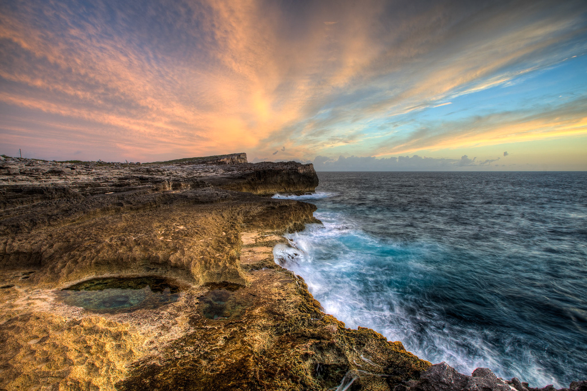 Ledge at Sunrise - 5798