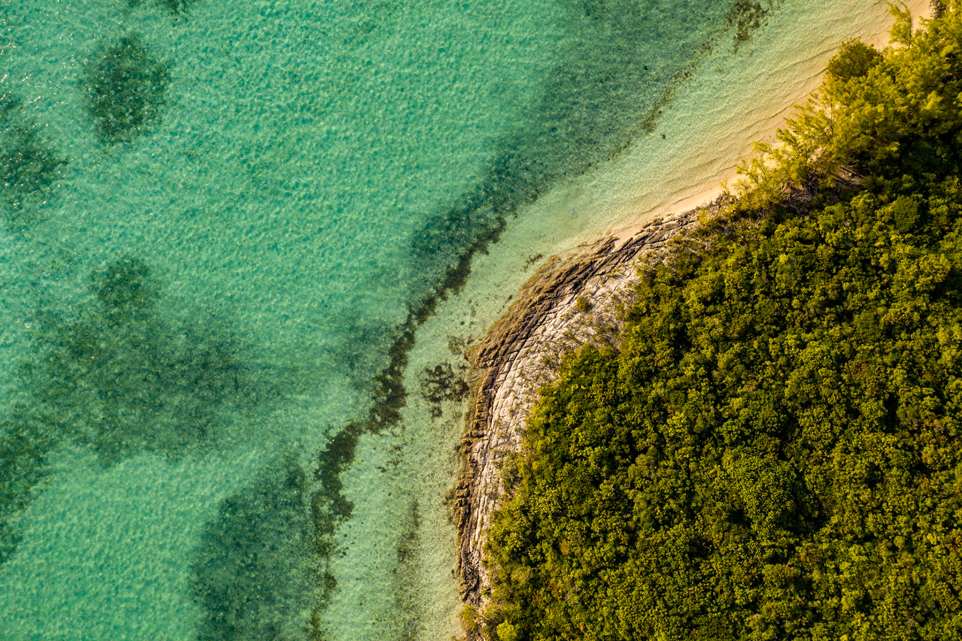 SL013 -Eleuthera shoreline, Atlantic, harbor and bank.
