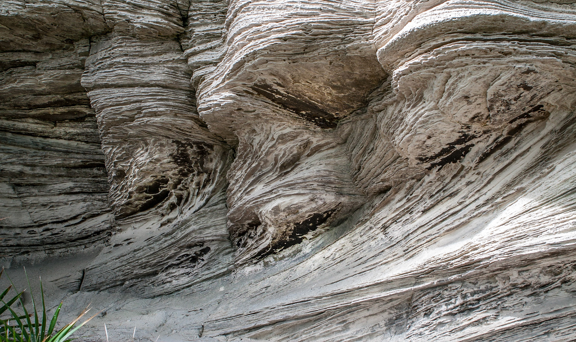 The Layers - 06