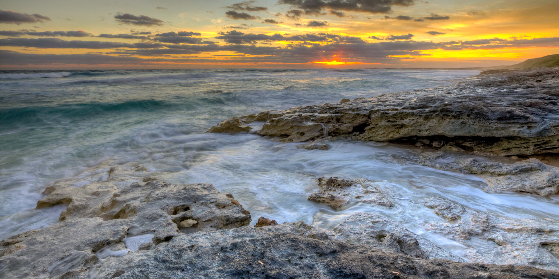 HB04 Even when there are waves, it's not likley to be crowded. Watch out for urchins, rocks, sharks and coral.