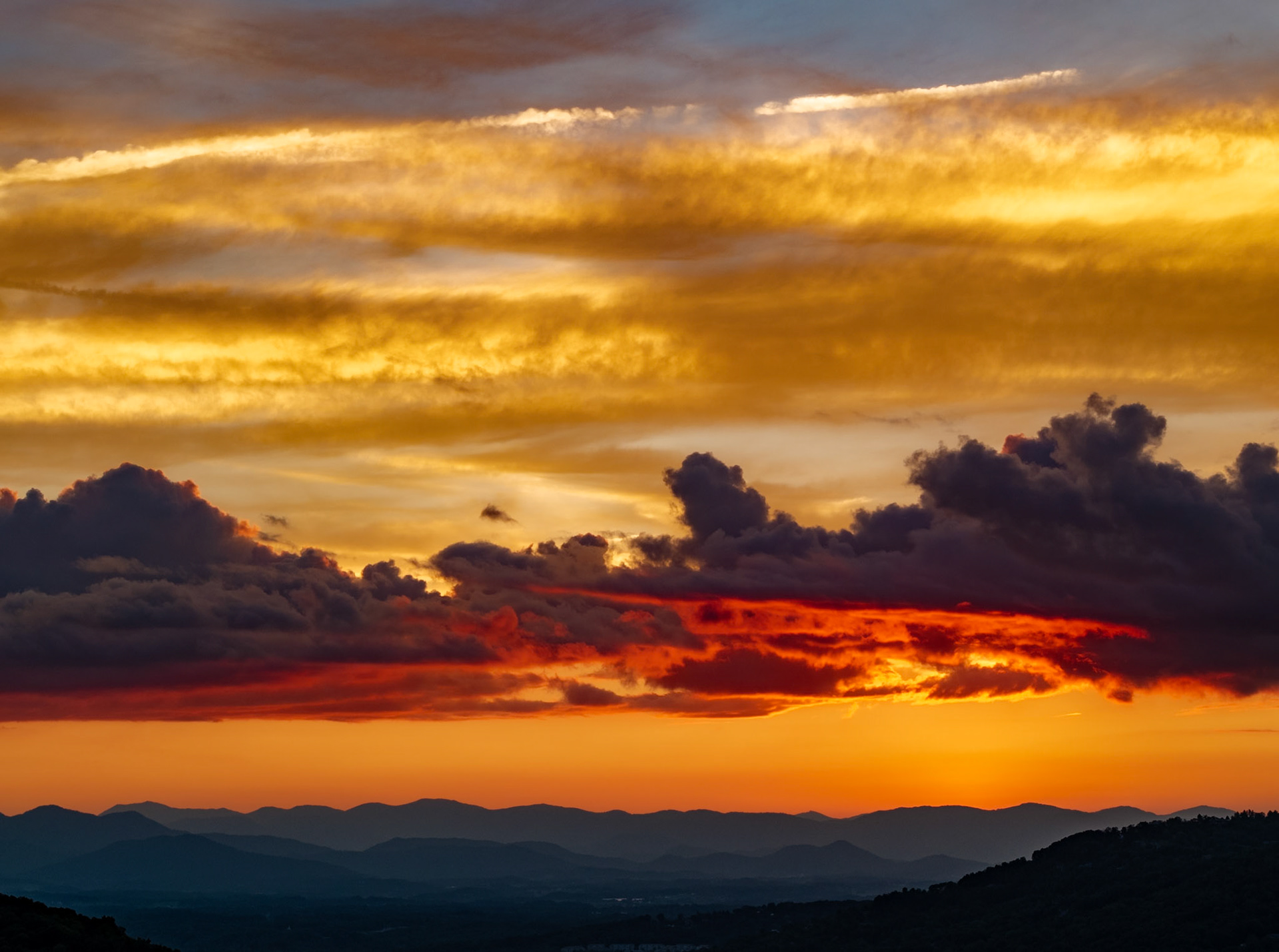 Fire in the Clouds 0118
