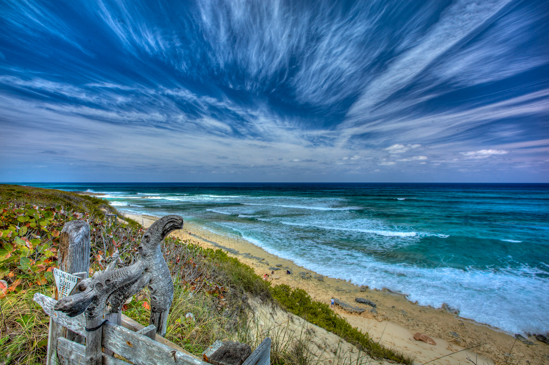 Sign Above the Cove 374