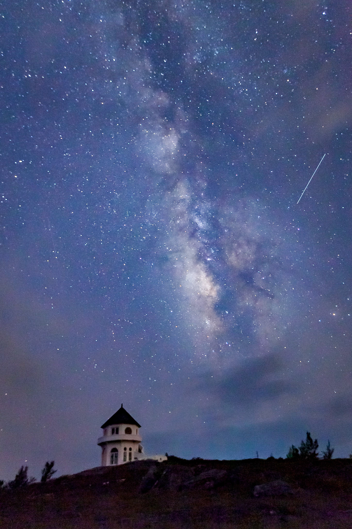 Milky Way and the Gazebo - 921