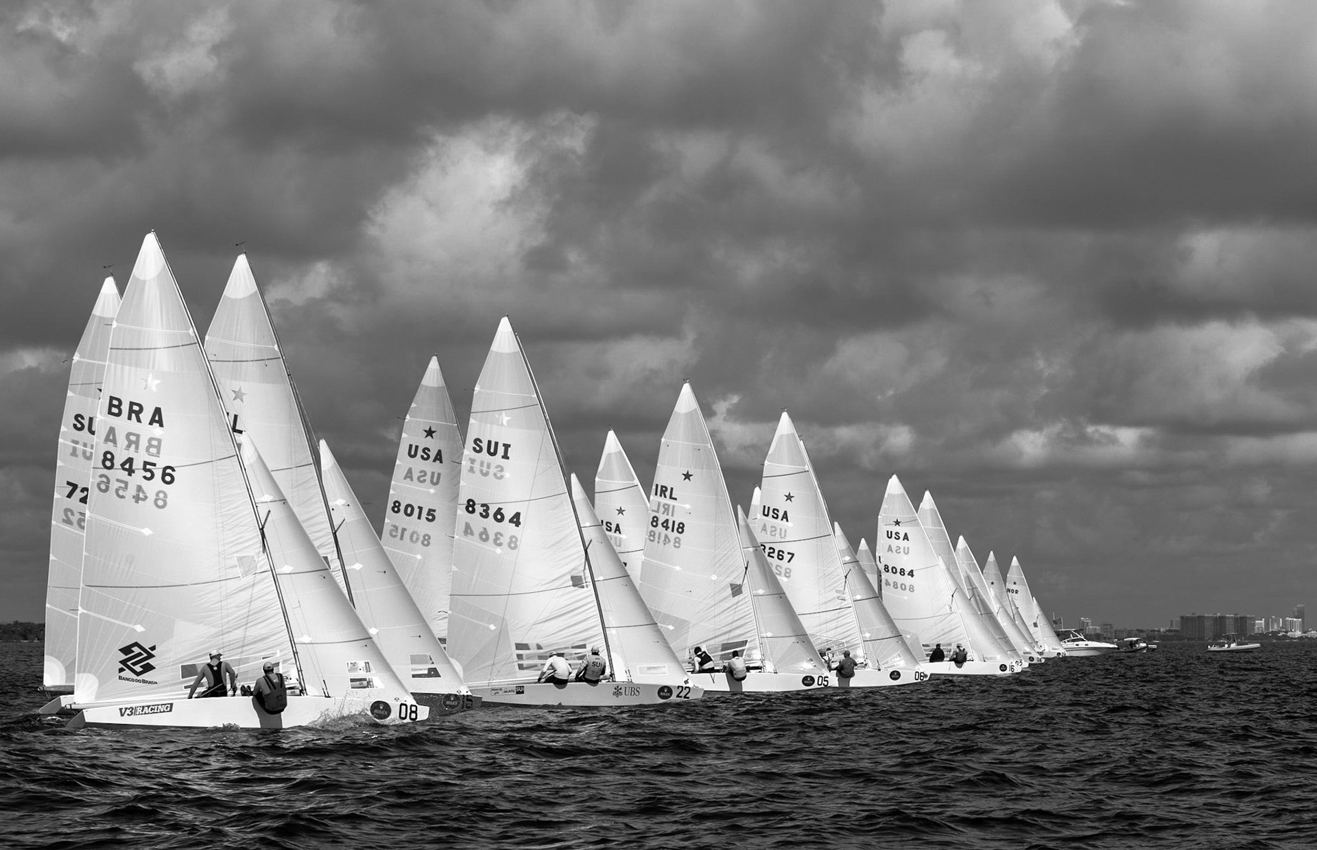 The Fleet, Black and White 1015