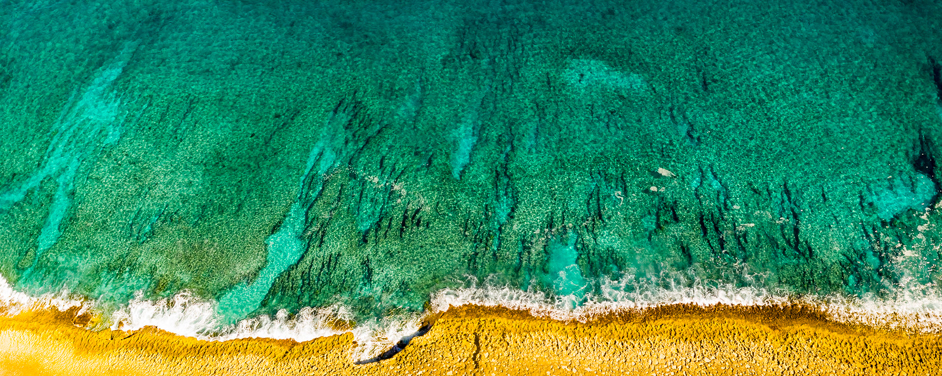 SL059 -Eleuthera shoreline, Atlantic, harbor and bank.
