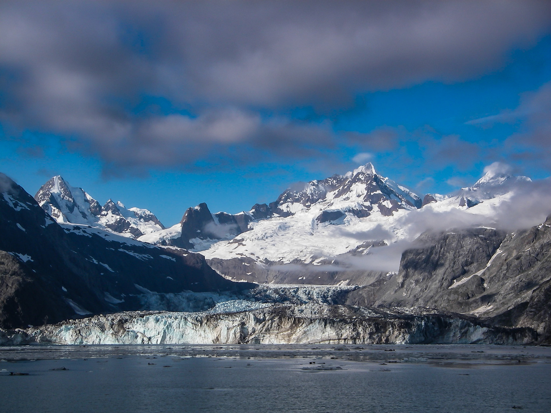 Tidewater Glacier and Peaks - 43126